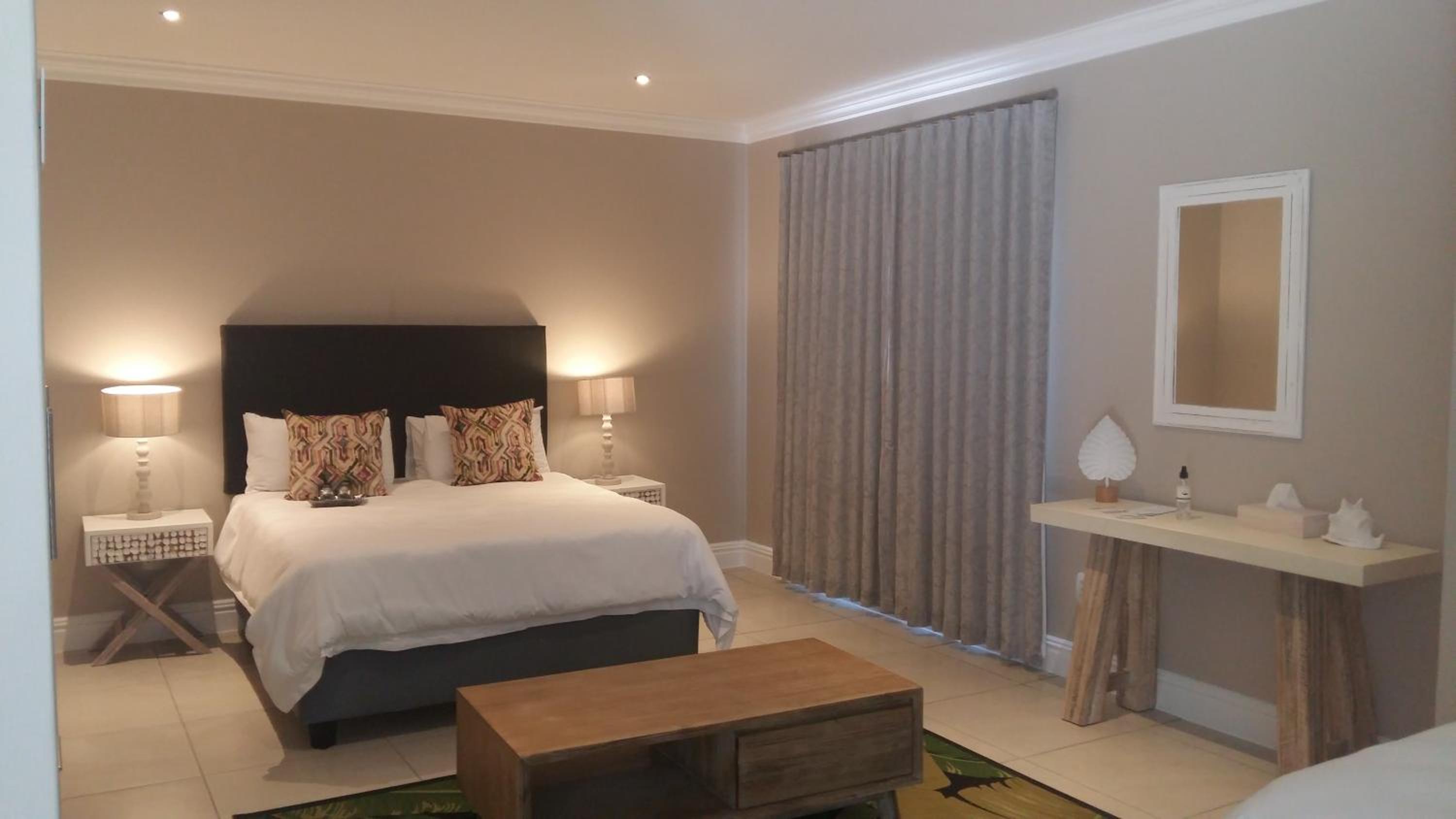 Economy Double Room photo 3