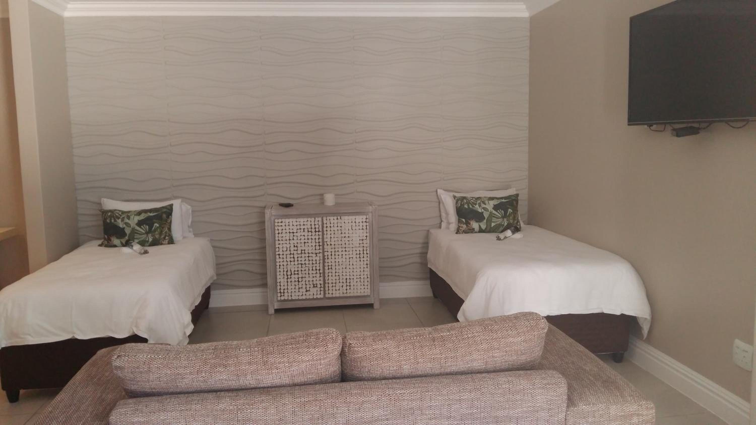 Family Room photo 1