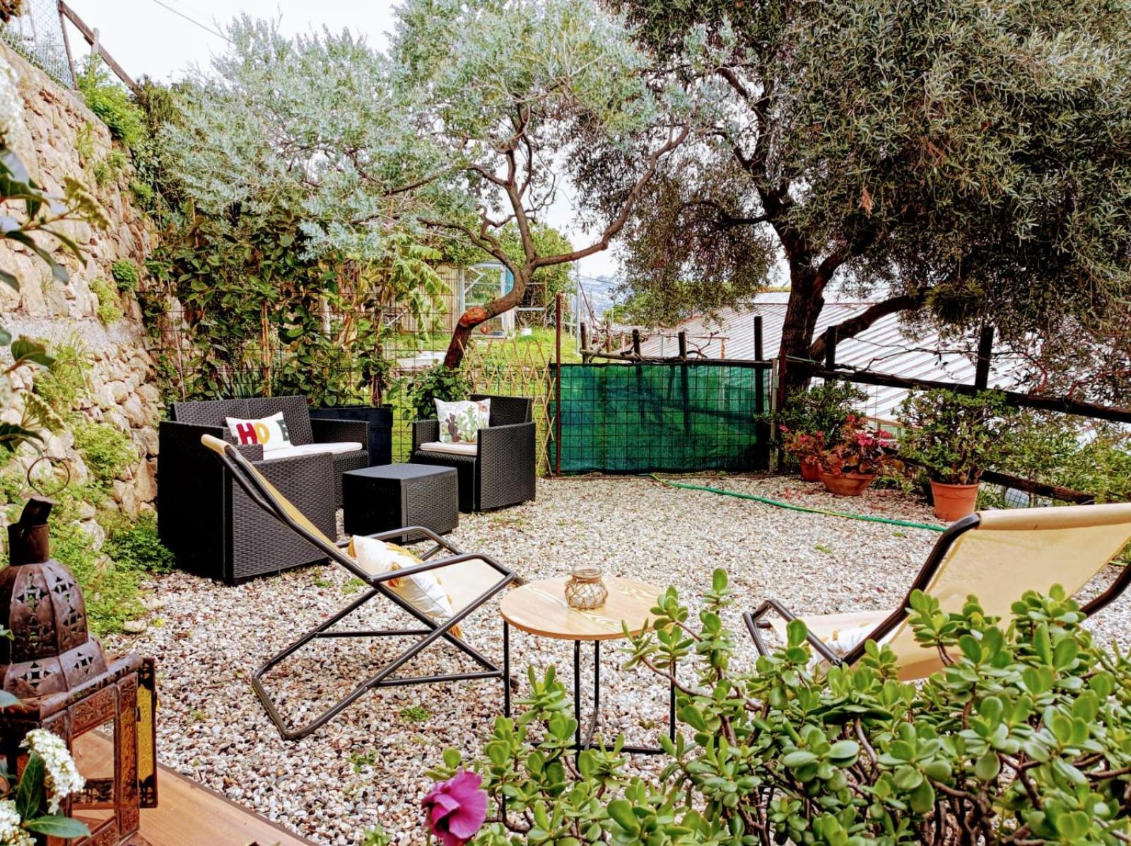 Studio Apartment with Sea View photo 2