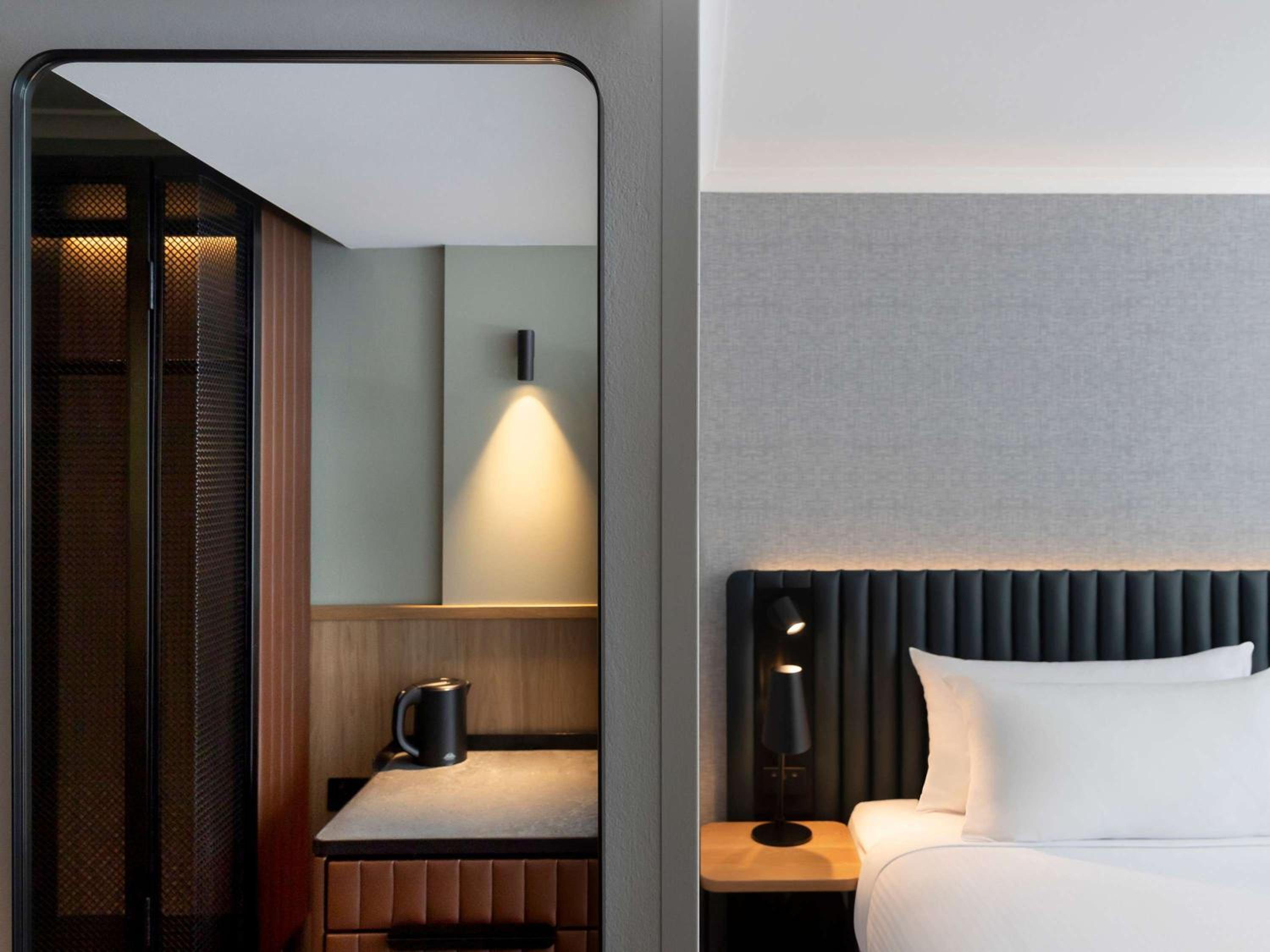 Superior King Room