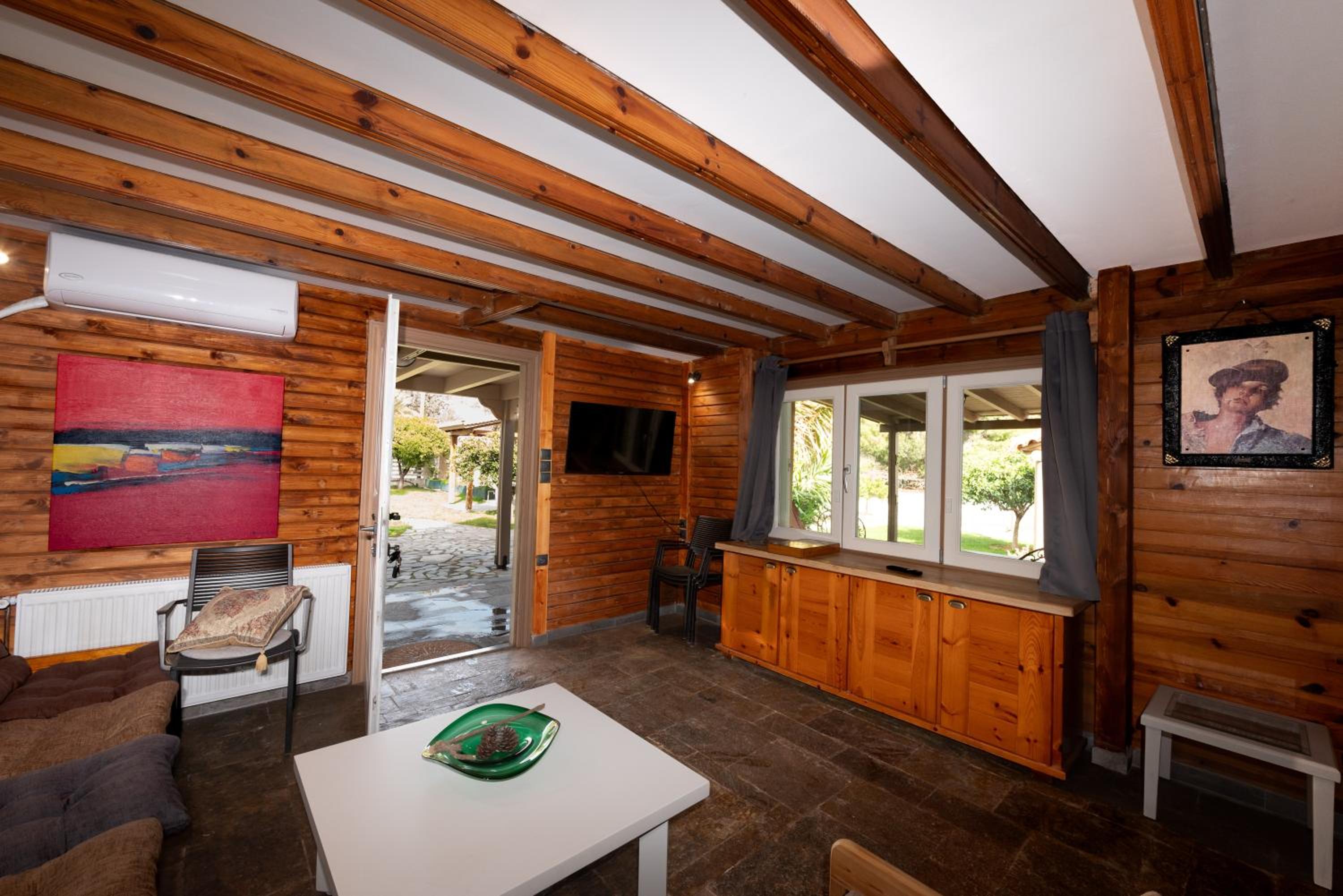 Superior Villa photo 2