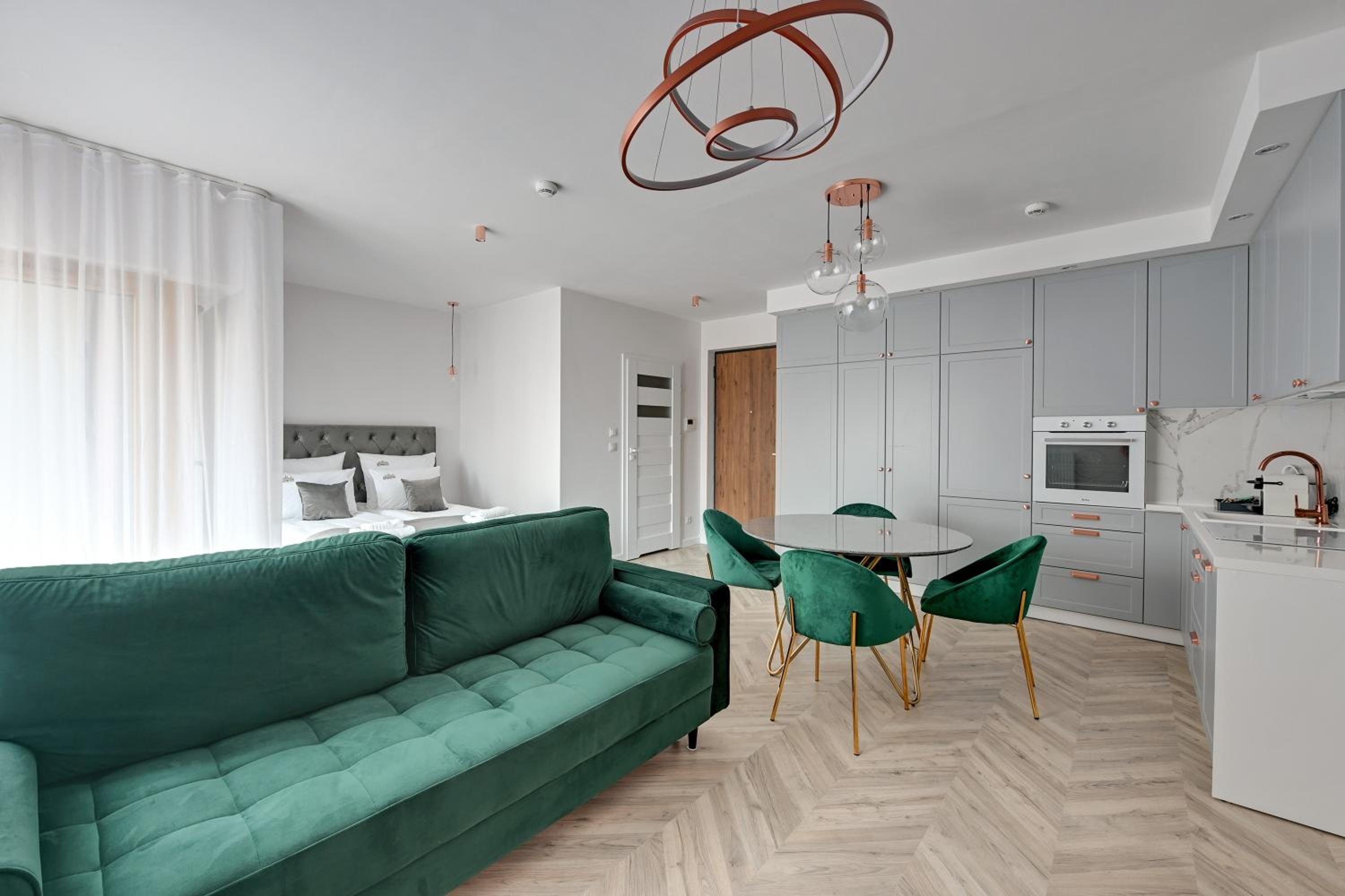 Studio Apartment