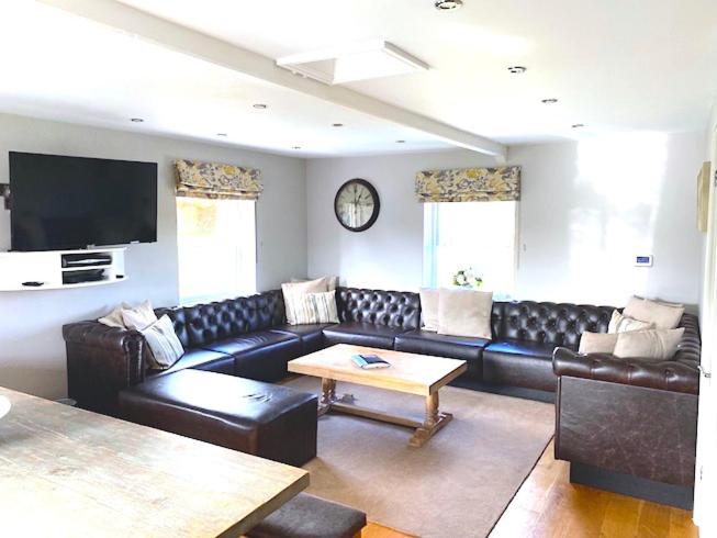 Six-Bedroom House- The Old Milking Parlor