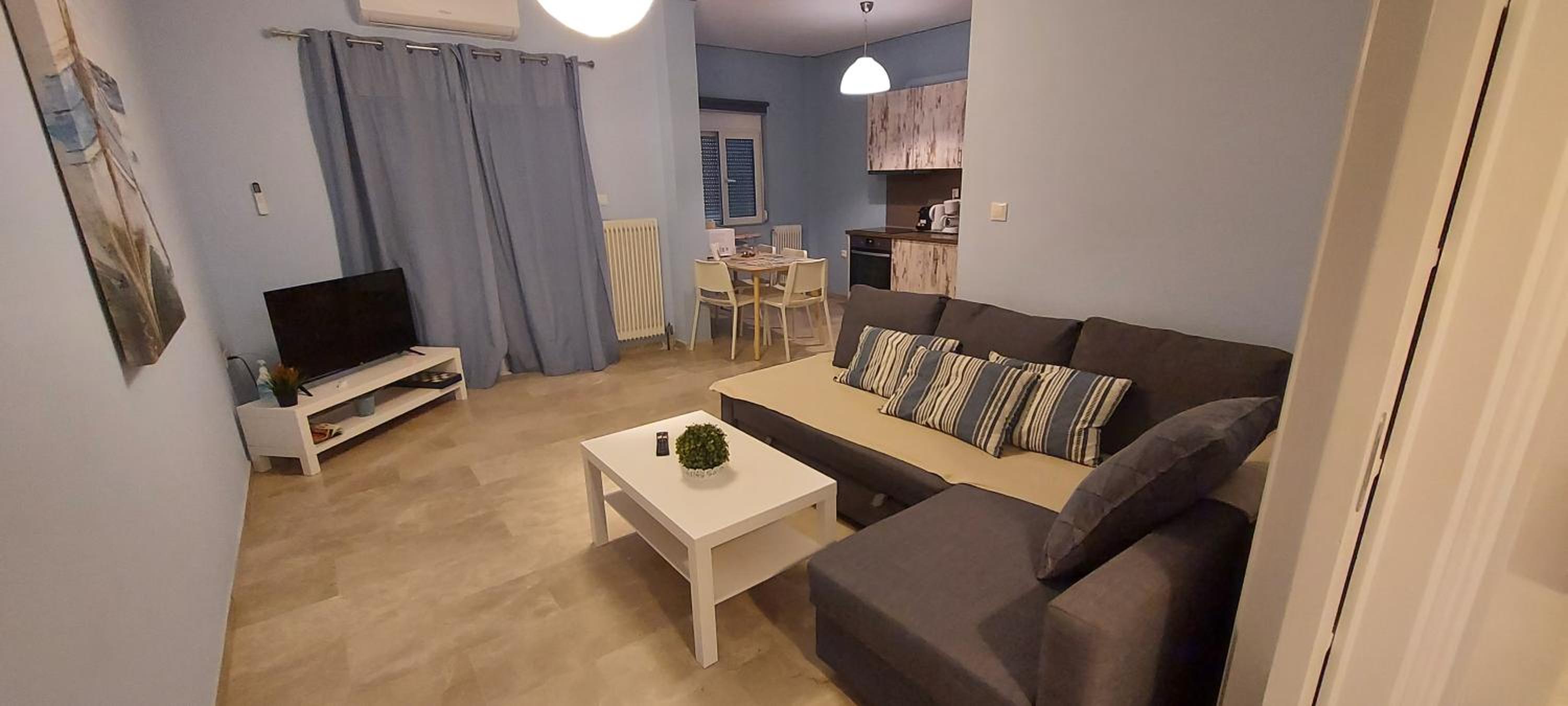Two-Bedroom Apartment - Photo 1