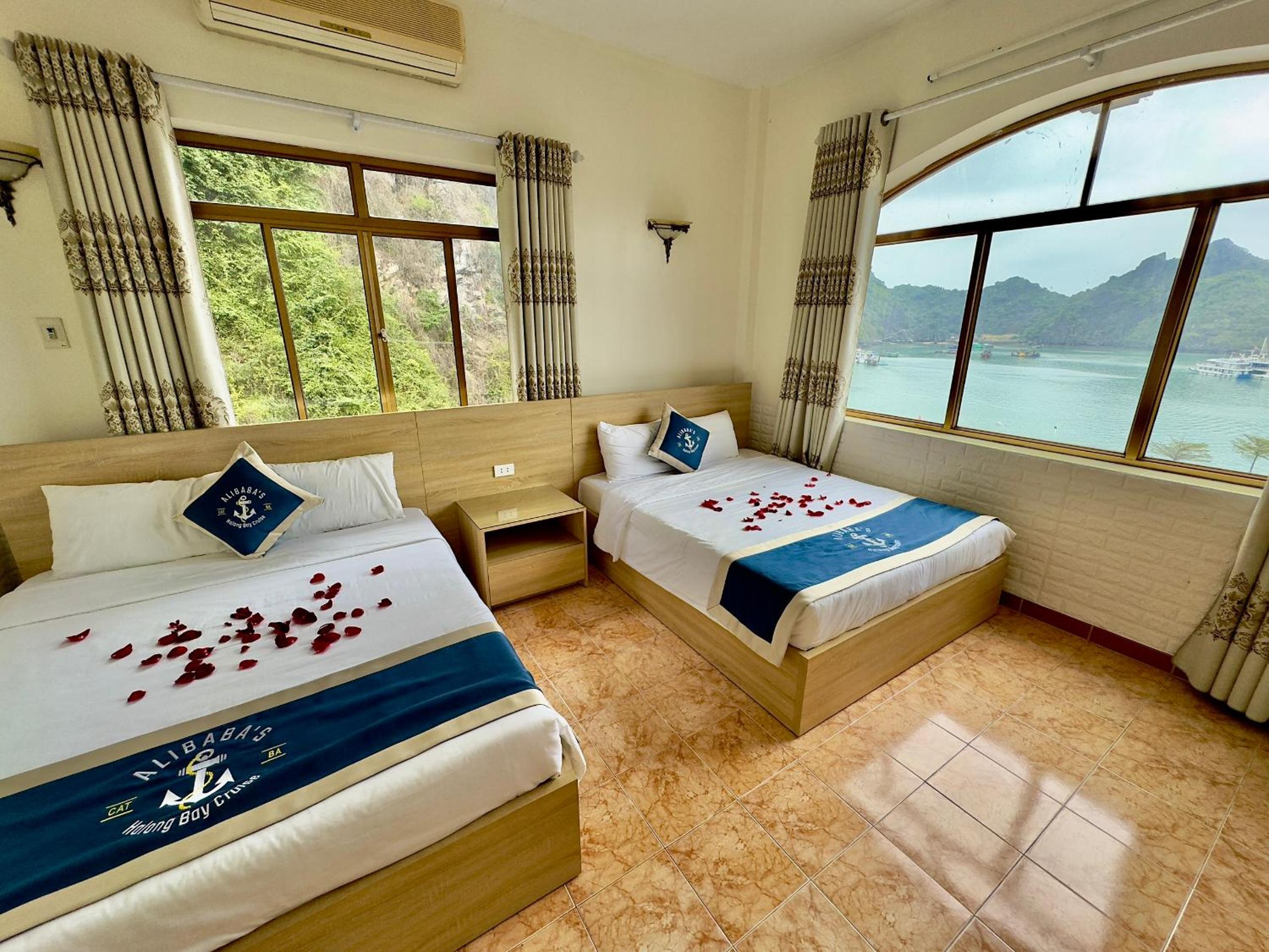 Family Room with Sea View