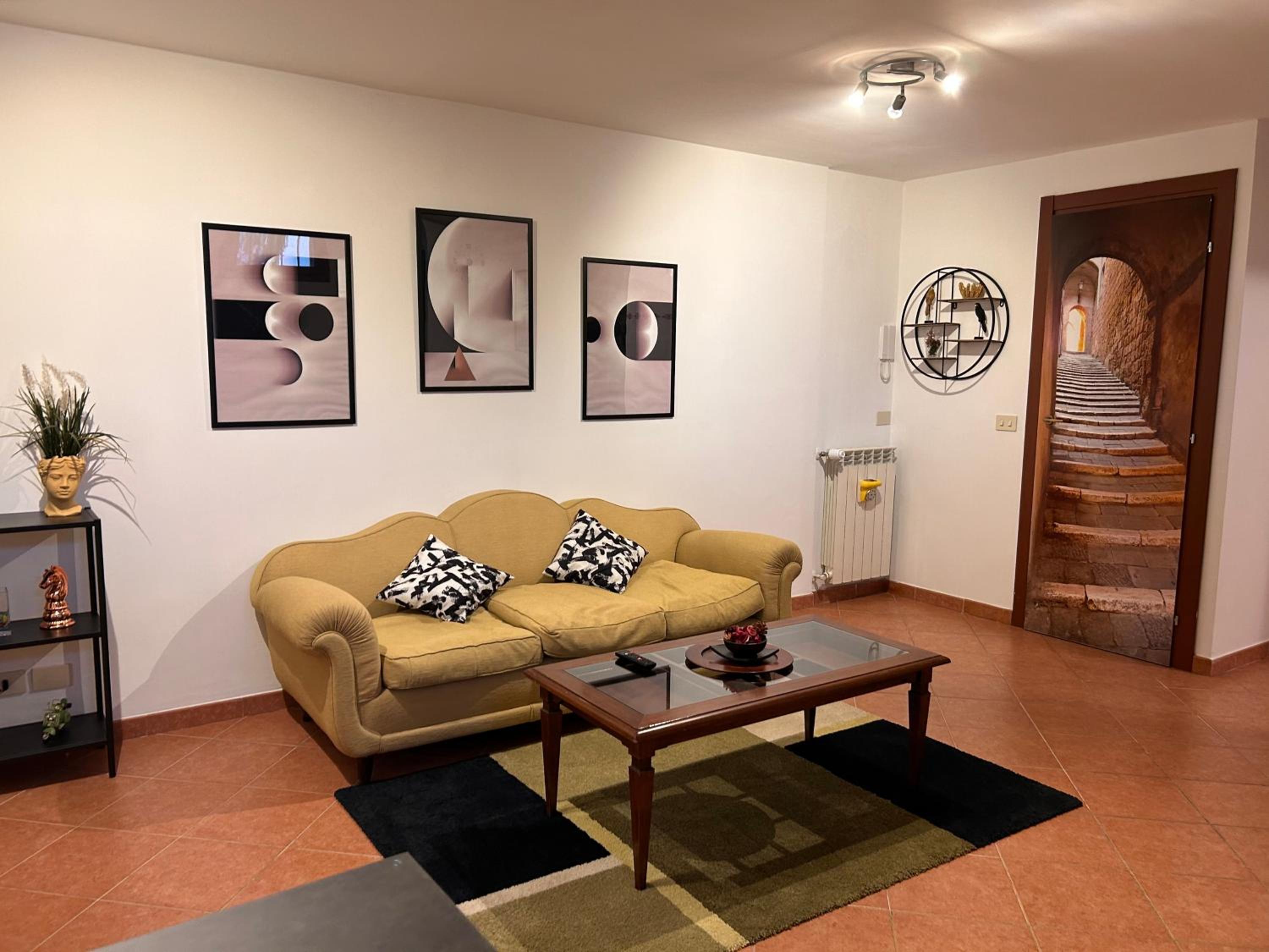 One-Bedroom Apartment