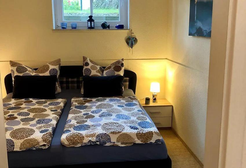 One-Bedroom Apartment with Shower photo 2