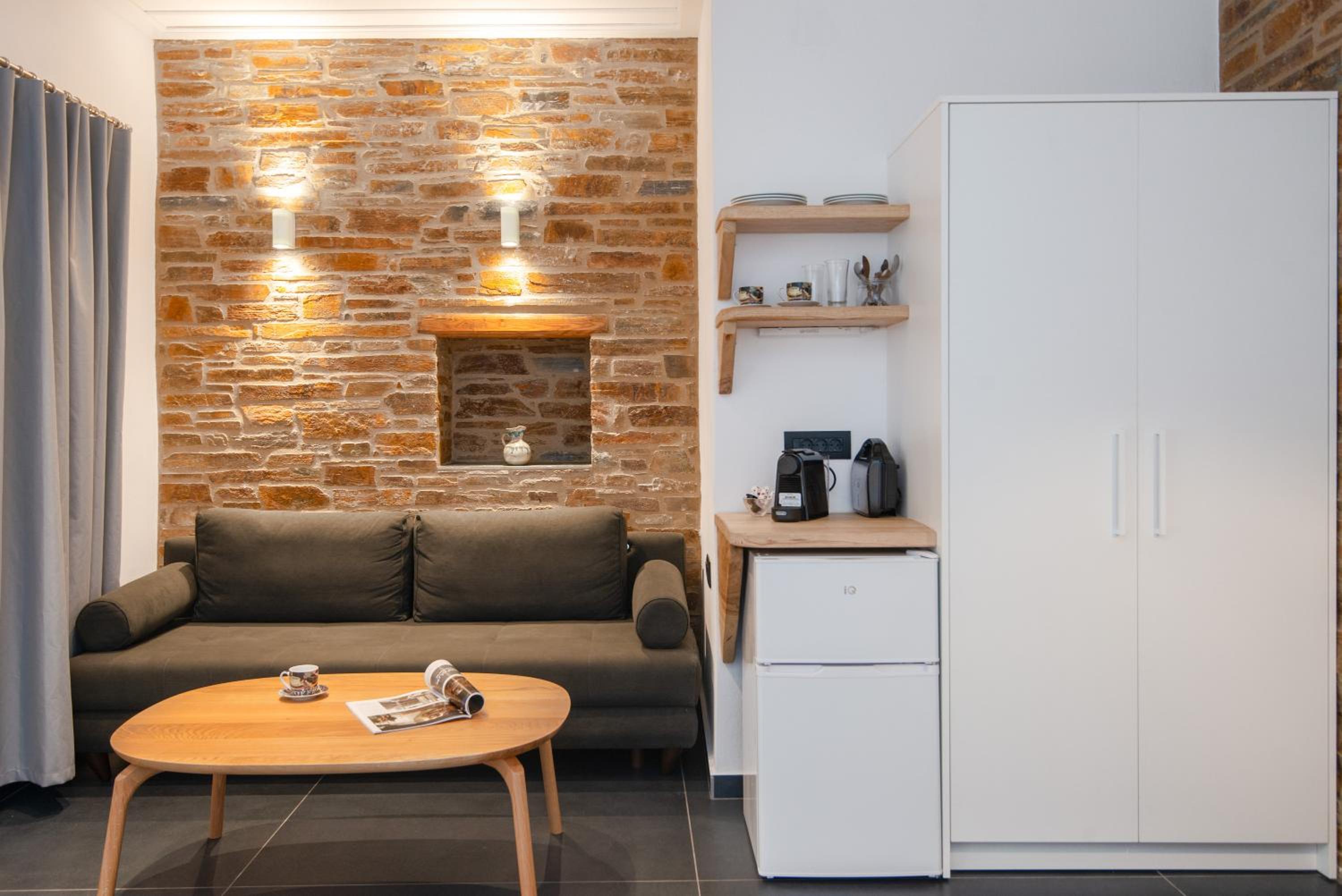 Two-Bedroom Deluxe Apartment with Ocean View