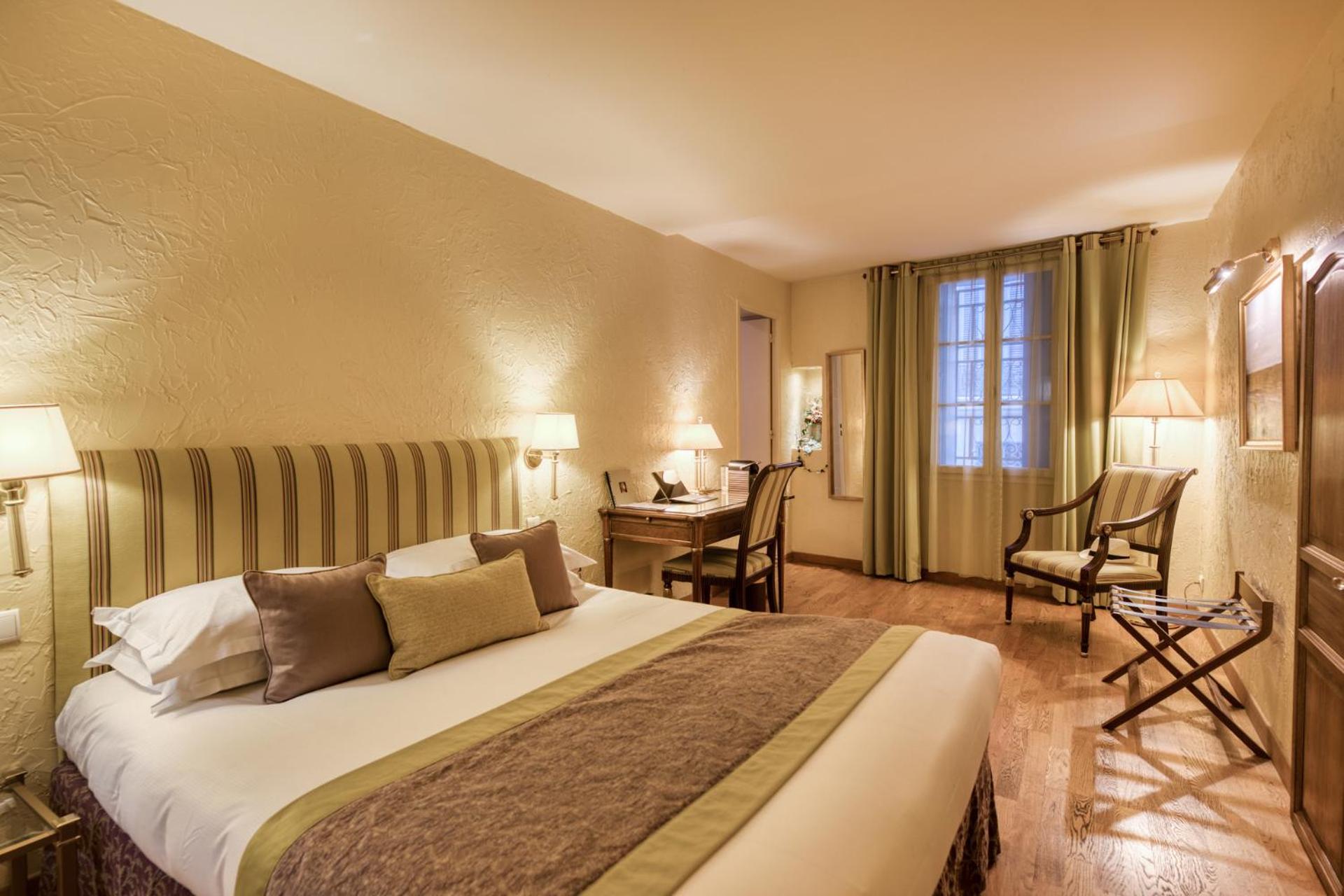 Superior Queen Room