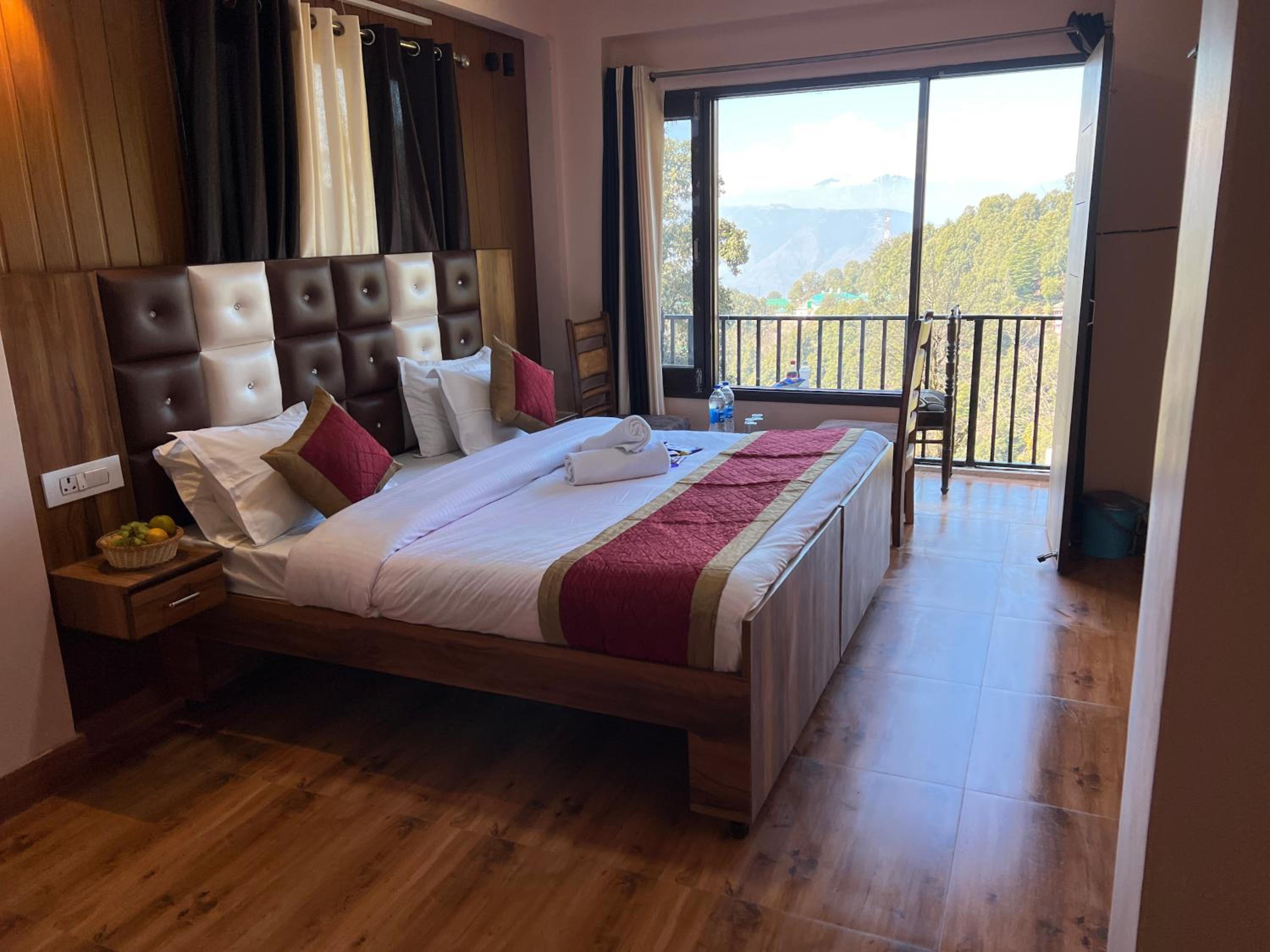 Superior King Room