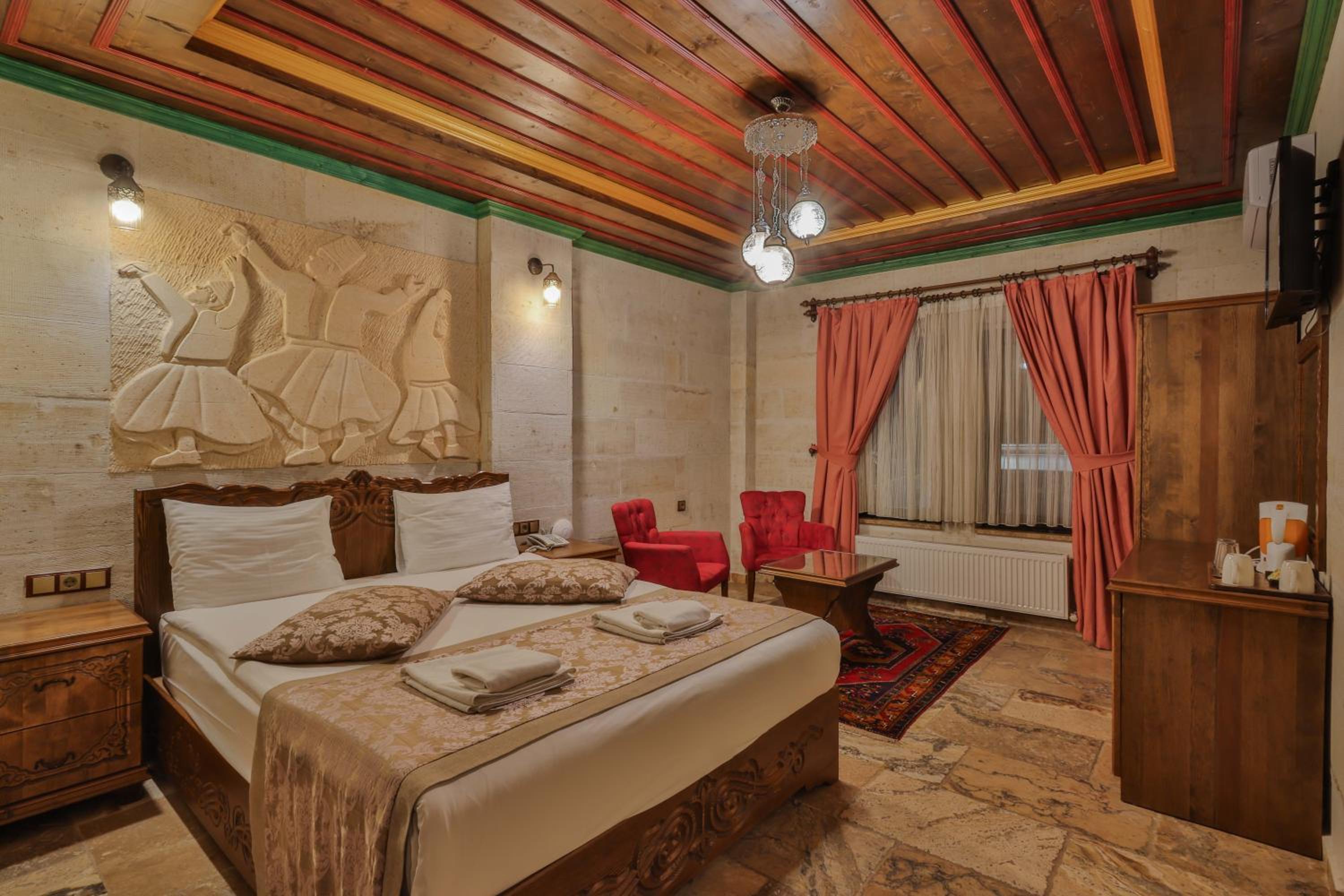 Deluxe Room - Photo 7