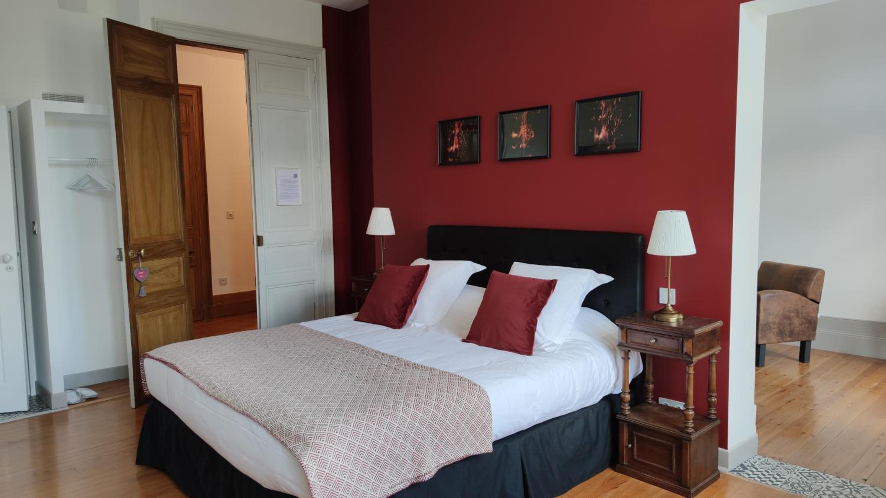 Suite with Garden View photo 2