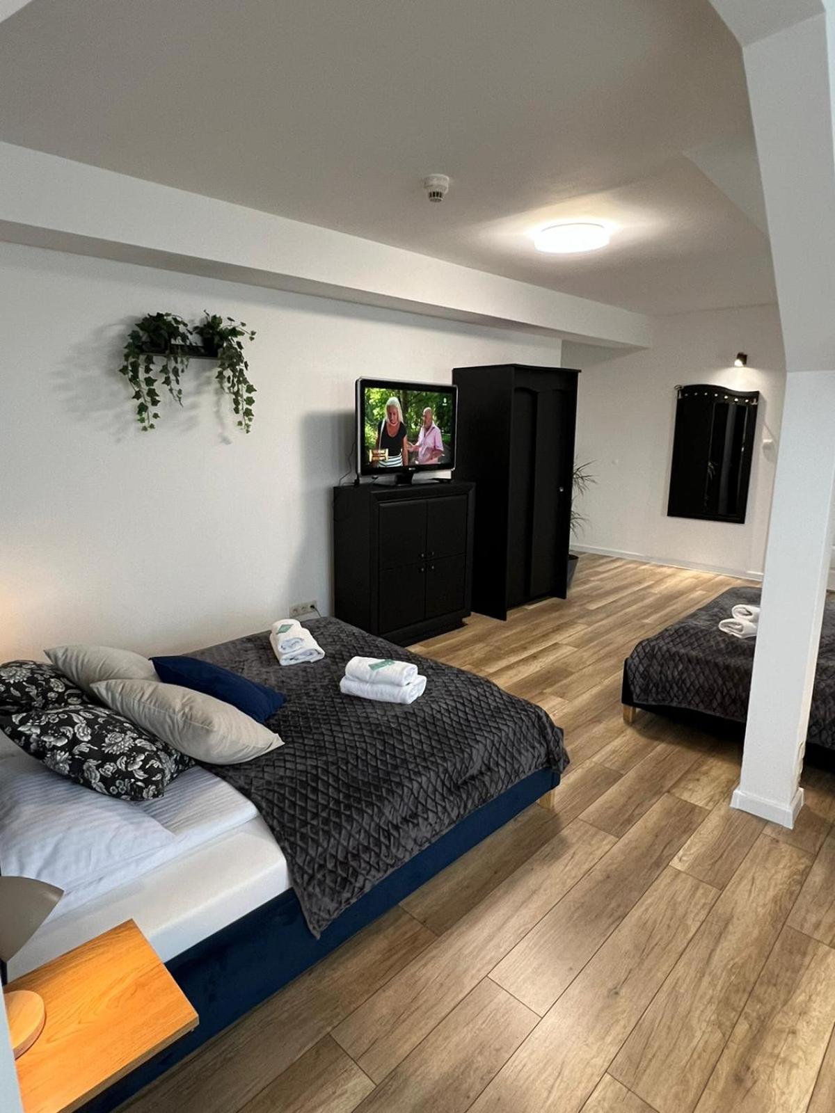 Superior King Suite photo 3