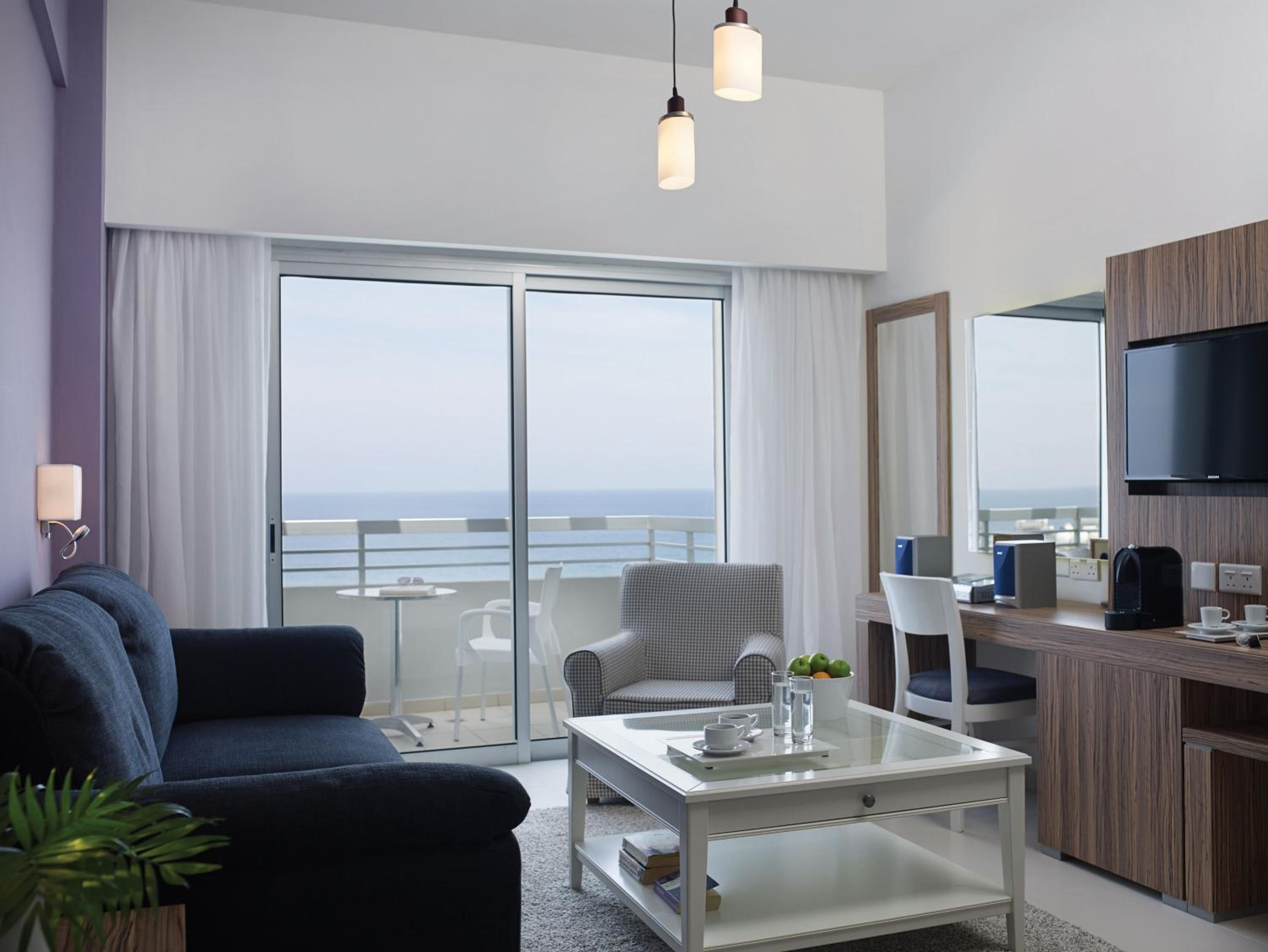 Junior Suite Sea View photo 3