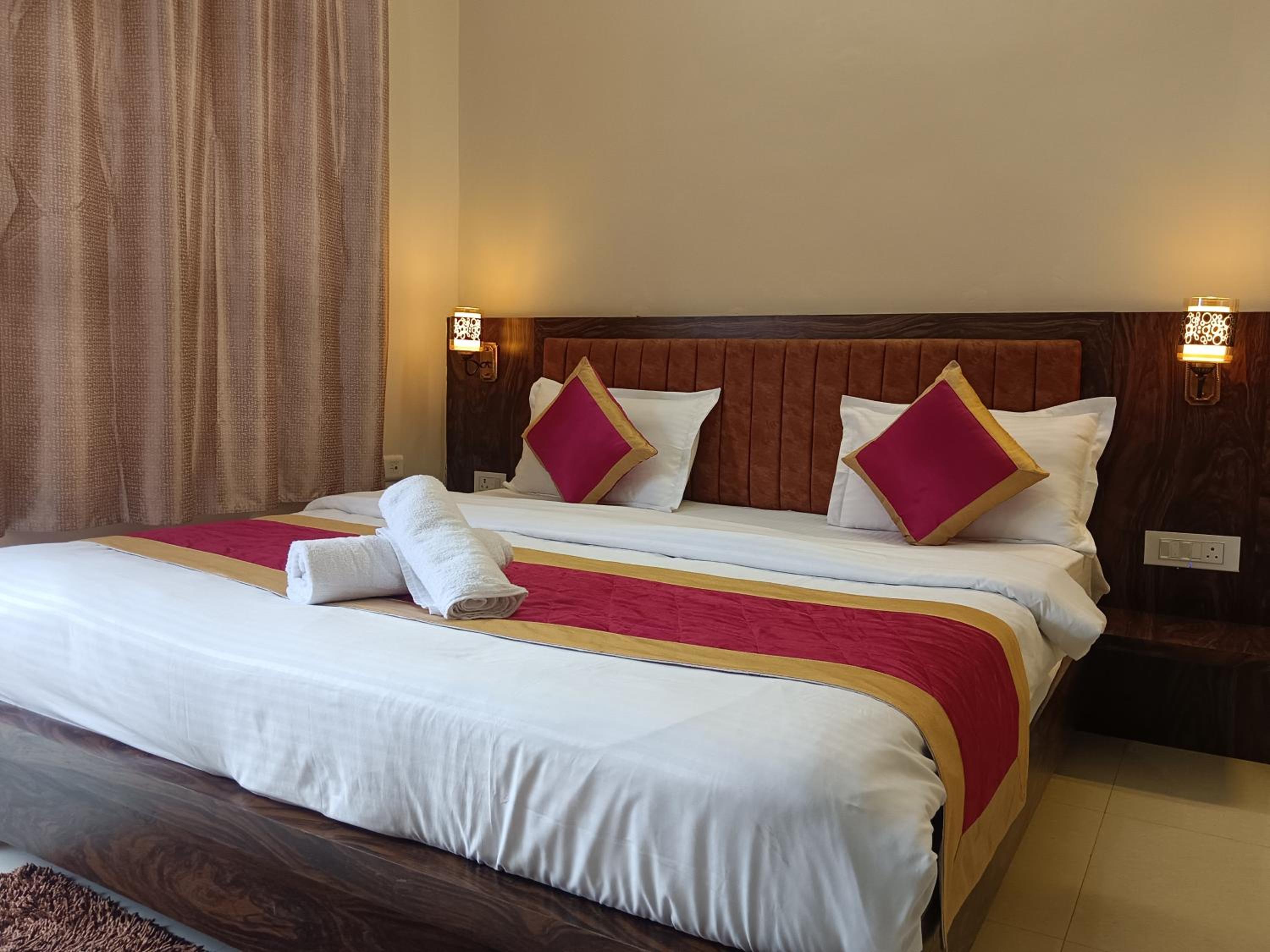 Double Room - Photo 2