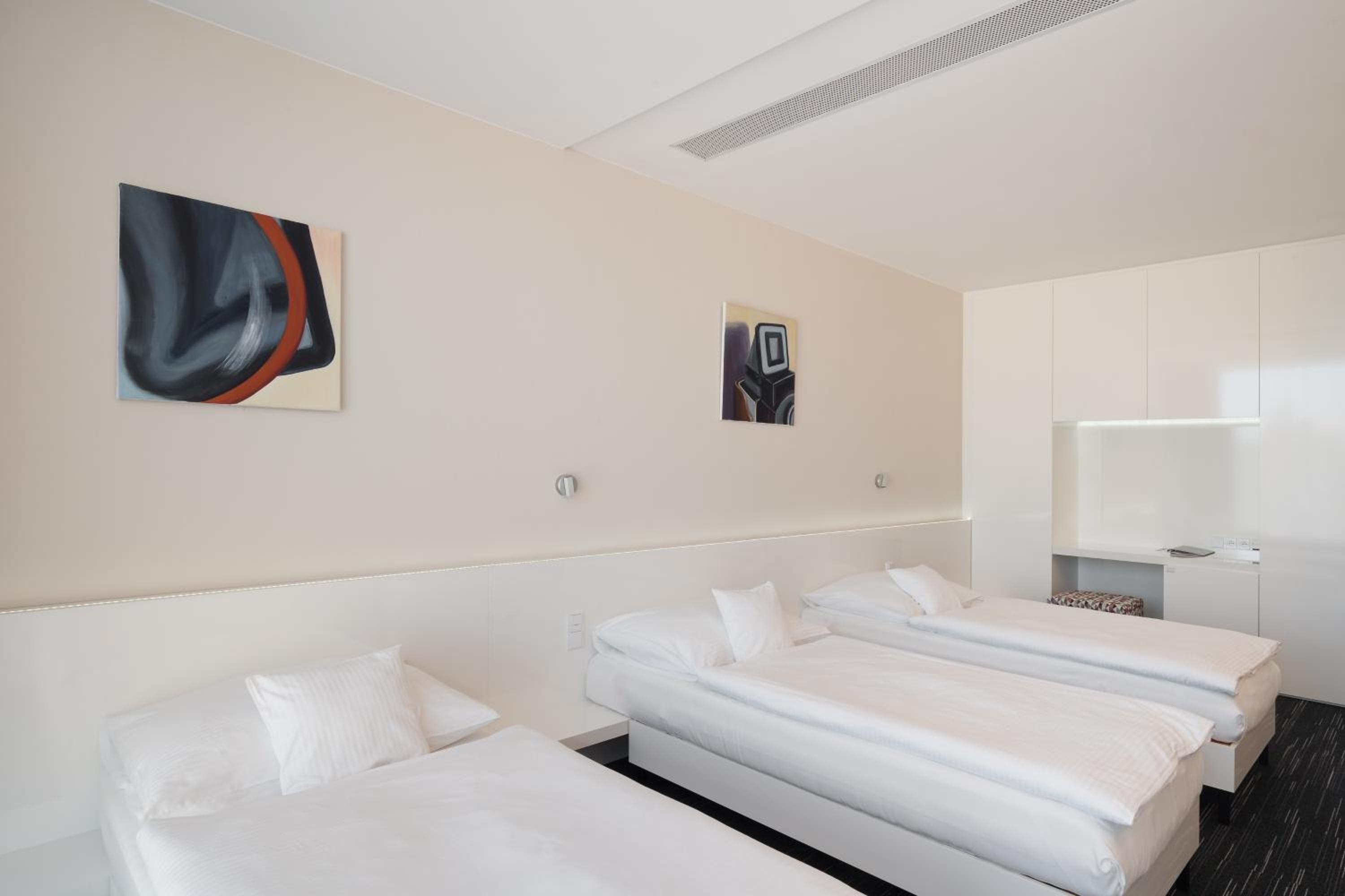 Triple Room - Photo 1