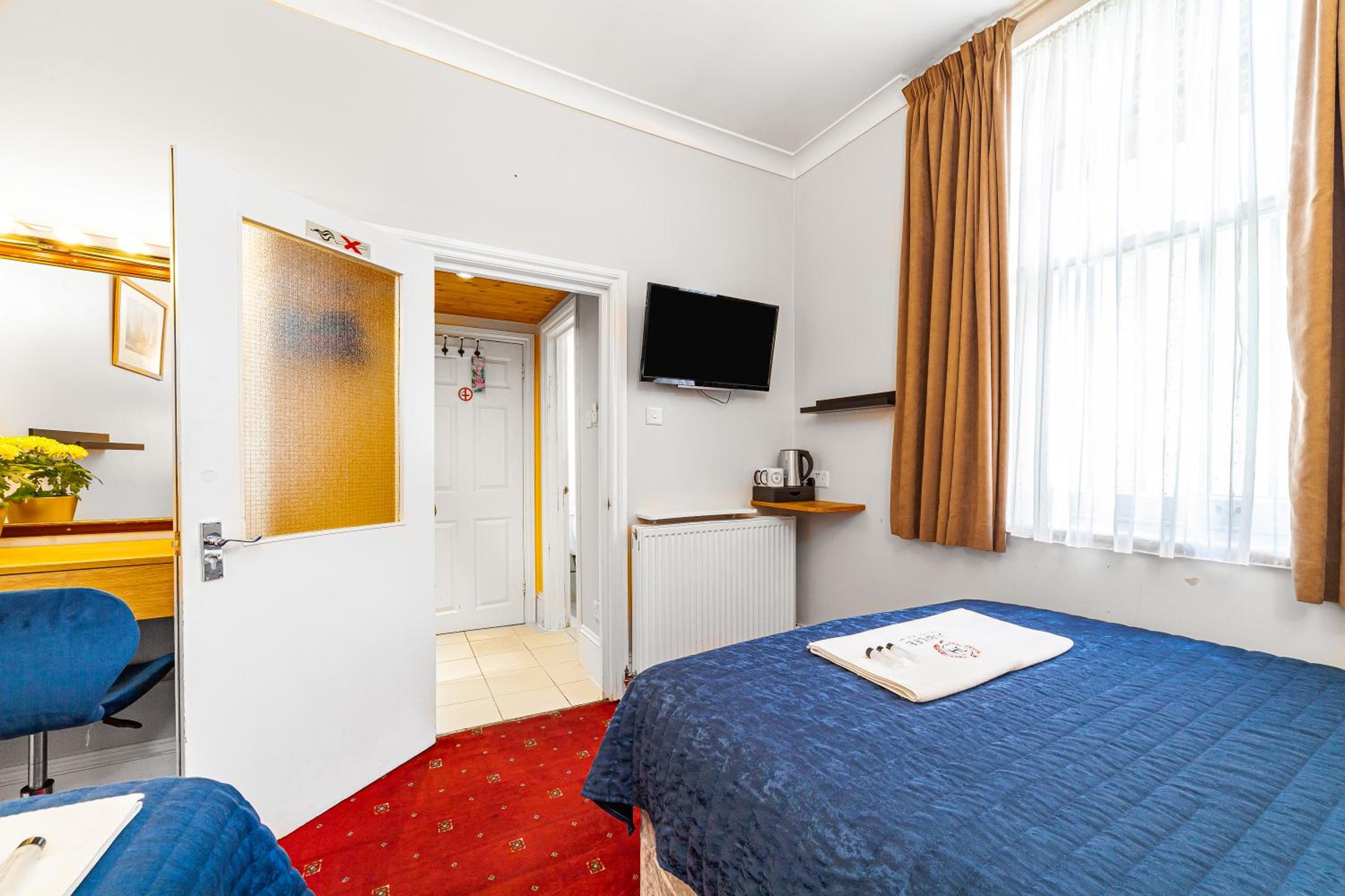 Twin Room photo 1