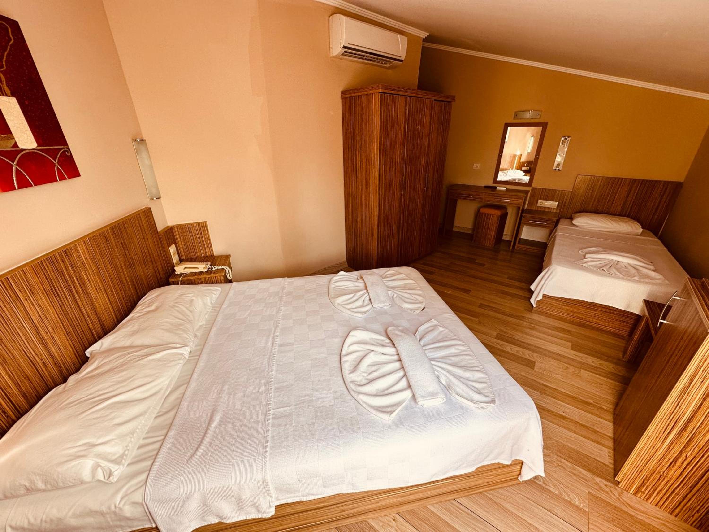 Triple Room photo 1