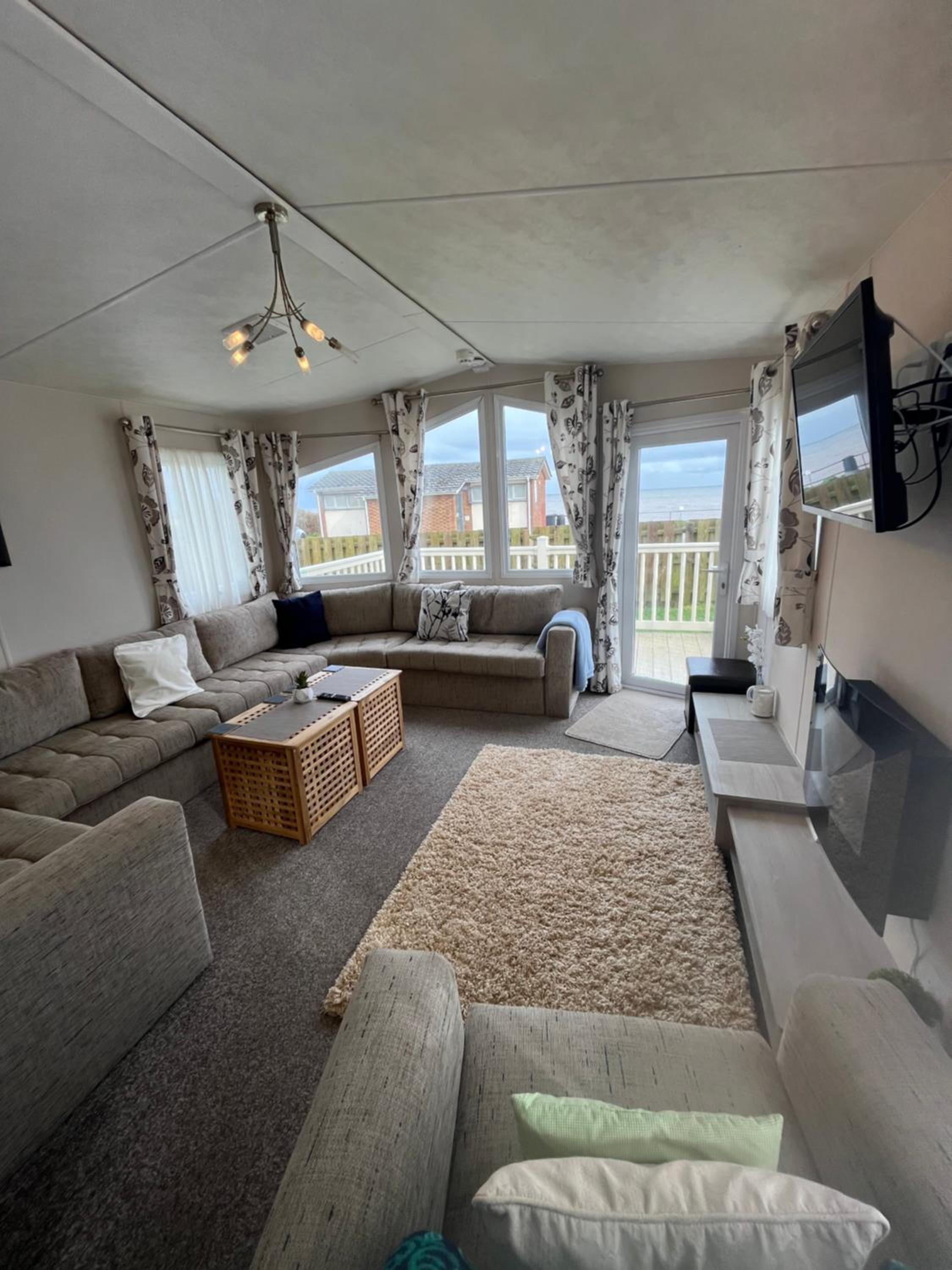 Caravan photo 2