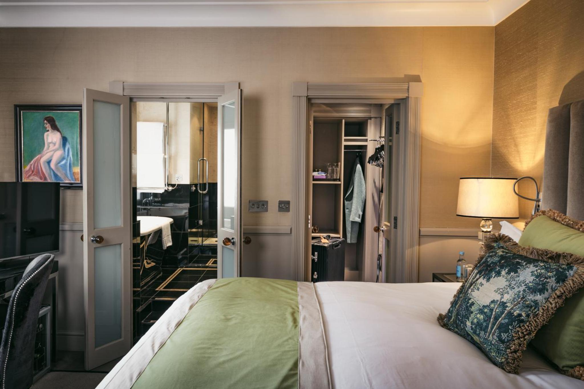 King Room with Balcony
