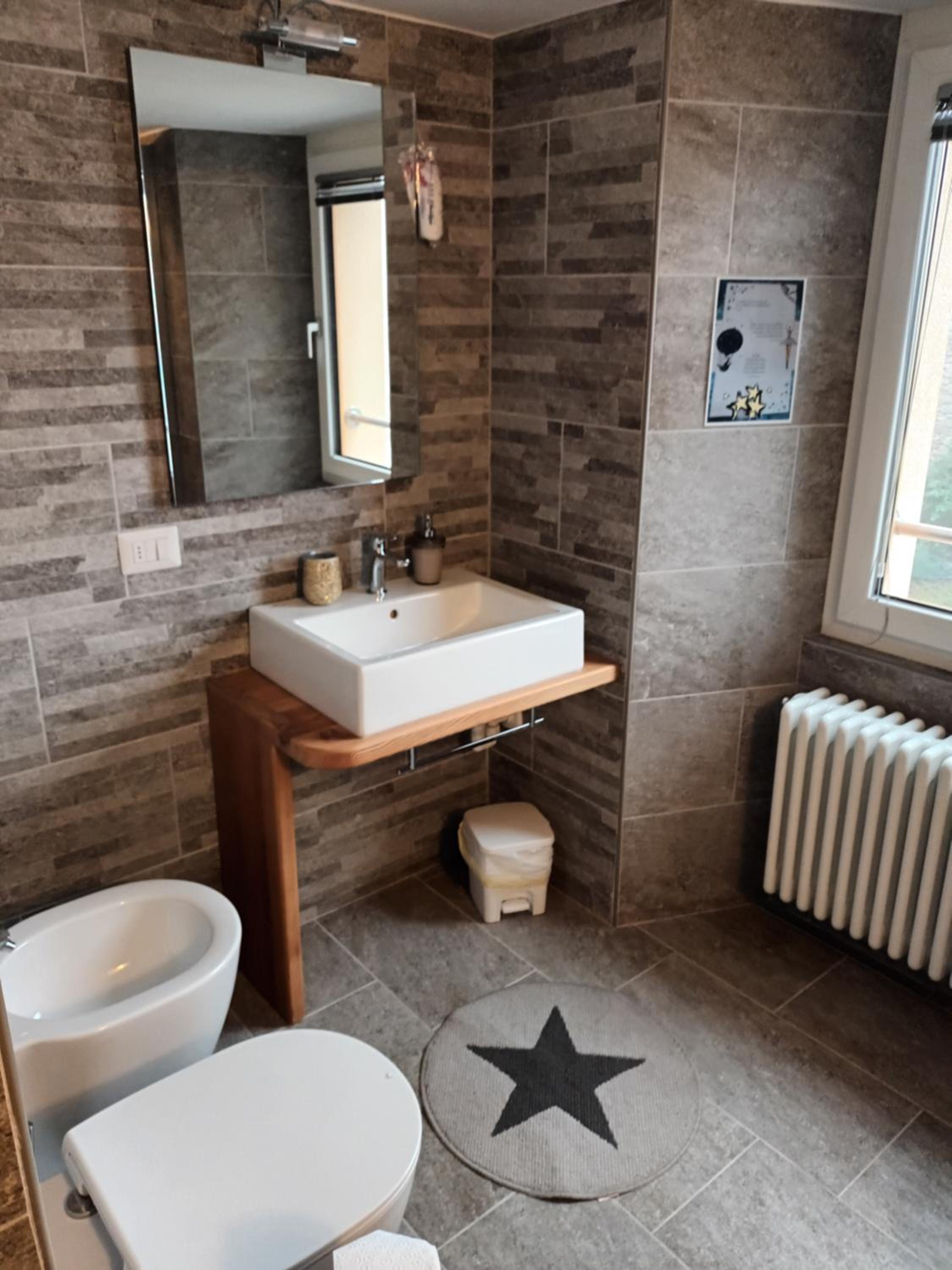 Double Room - Photo 10