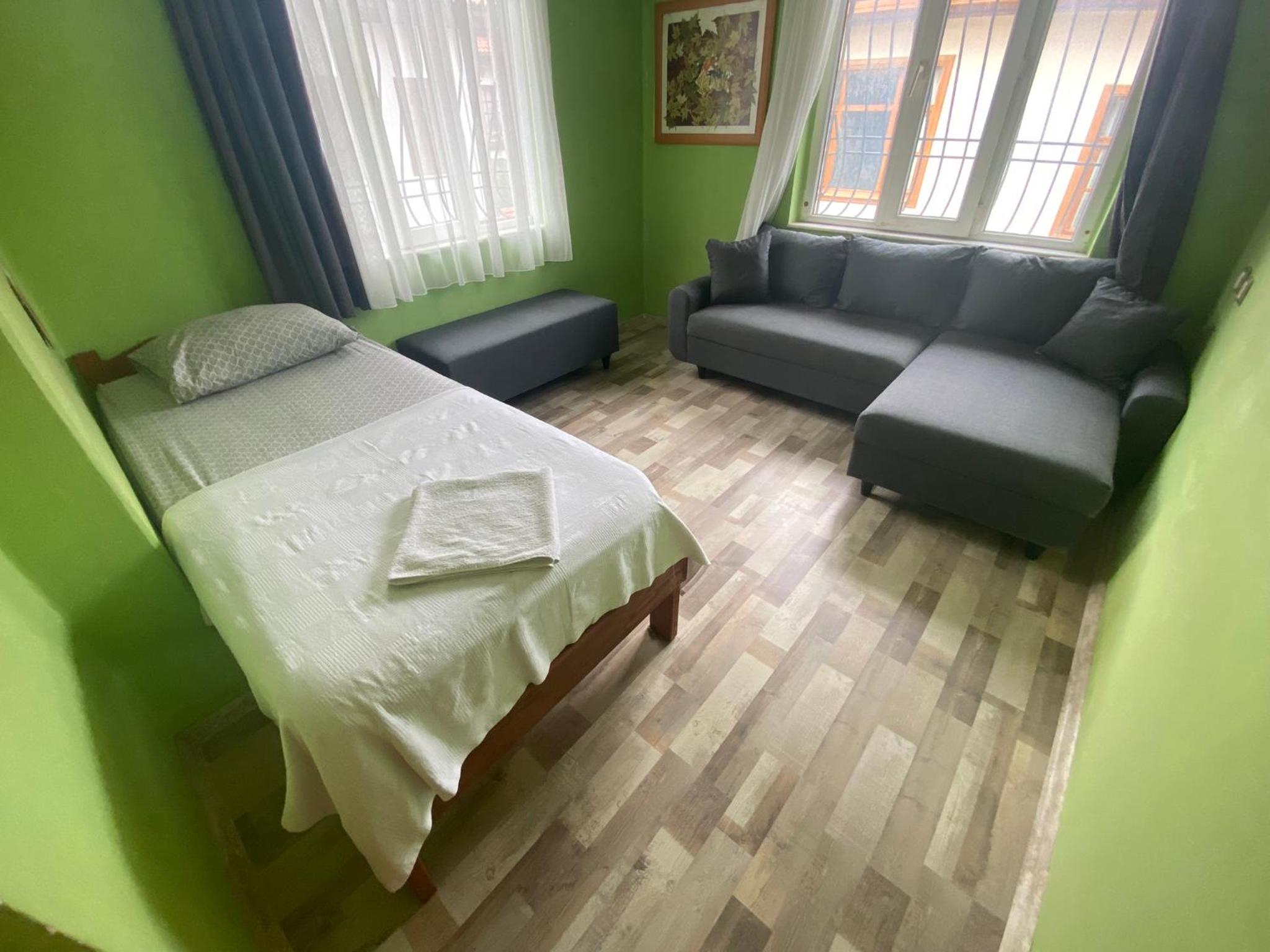 Triple Room photo 2