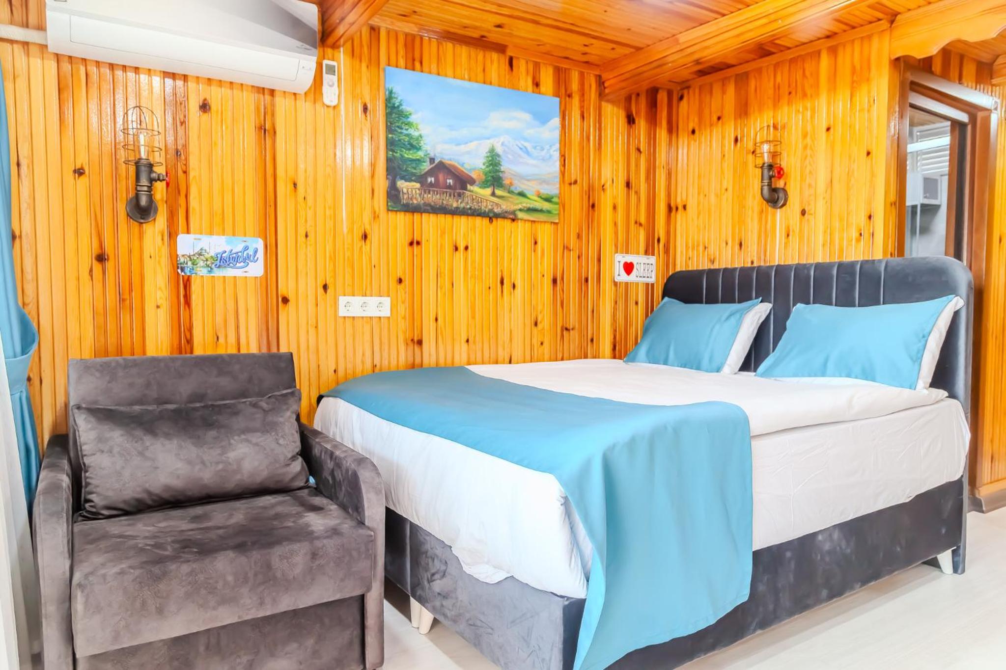 Double Room with Balcony and Sea View photo 3
