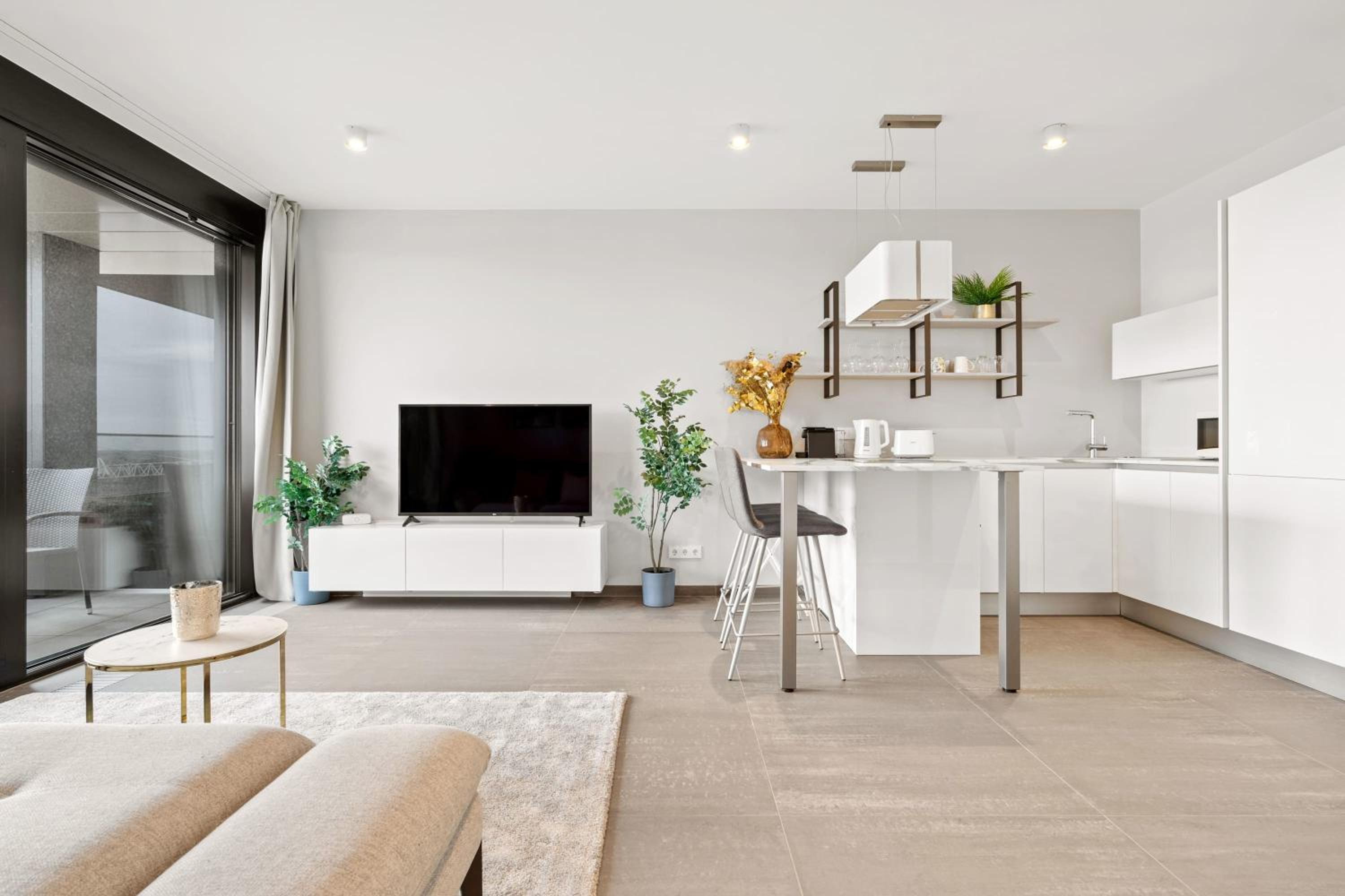 Apartment photo 2