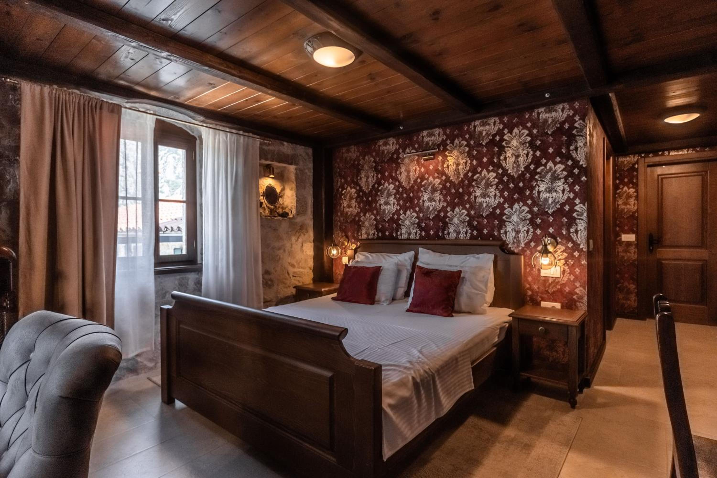 Superior Suite with Sea View - Photo 1