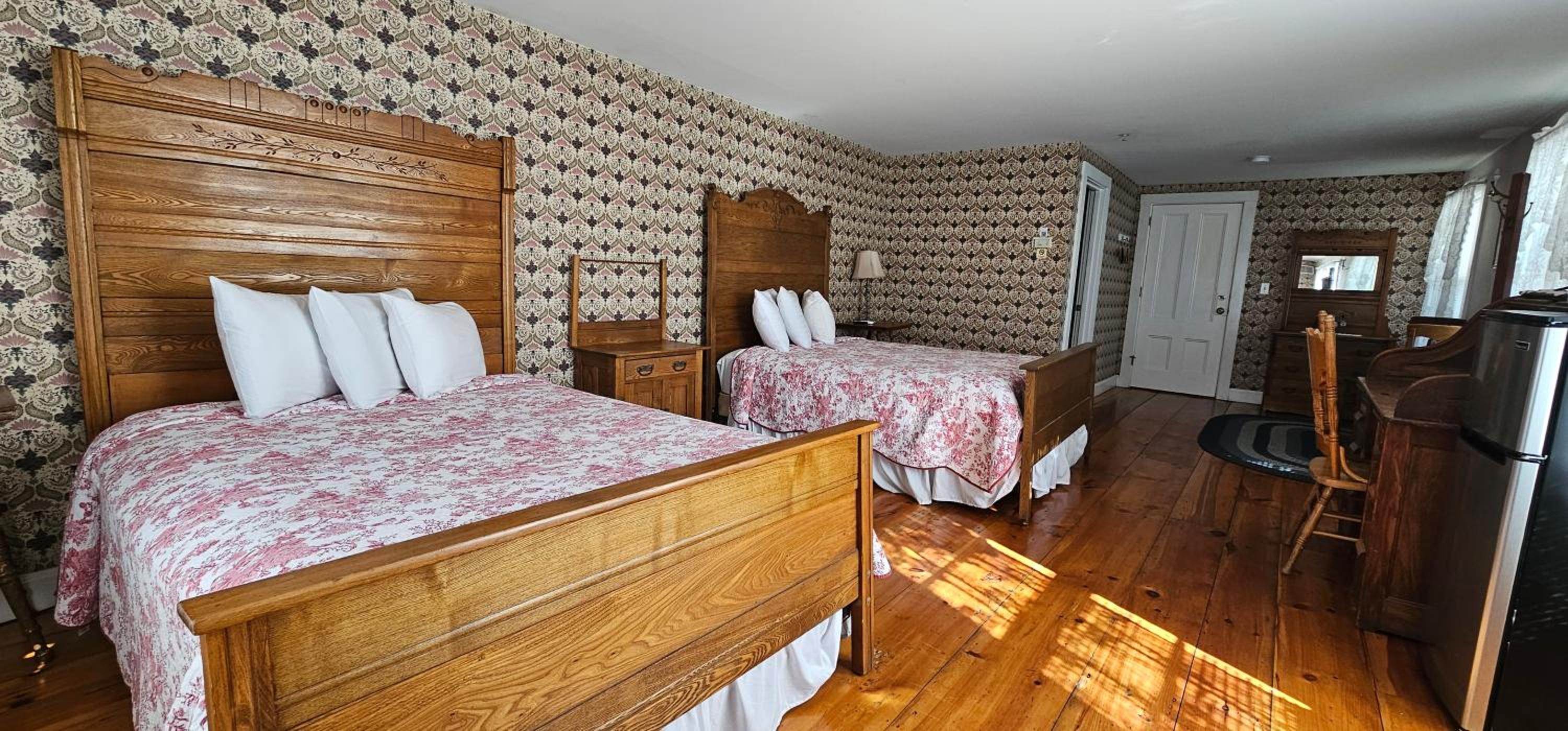 Quadruple Room - Photo 2