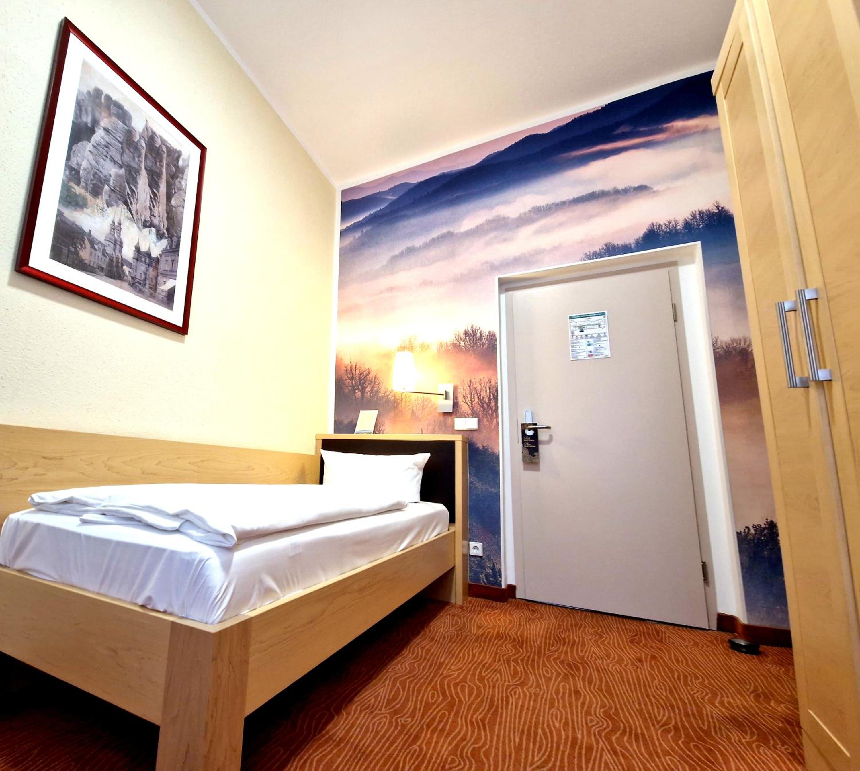 Single Room photo 1