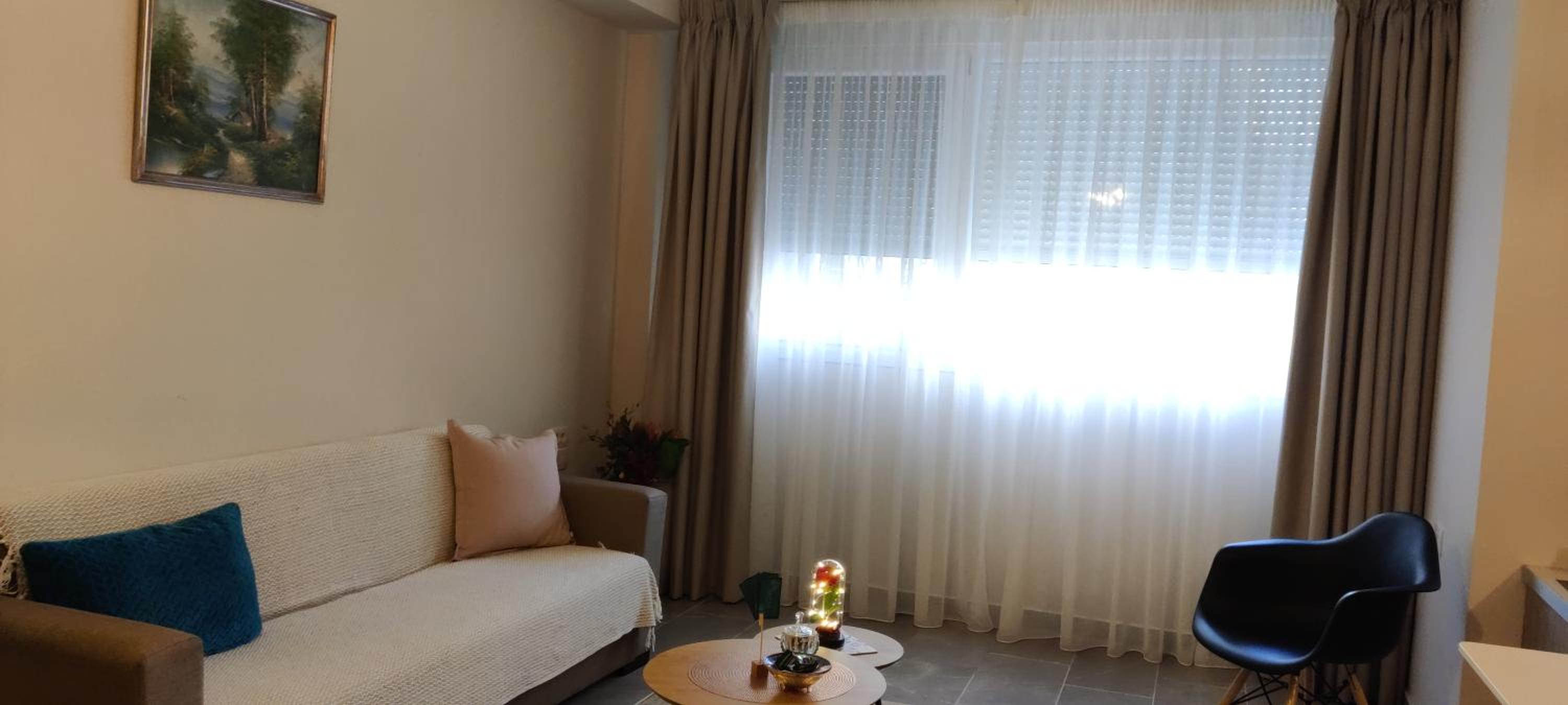 Apartment - Ground Floor photo 2