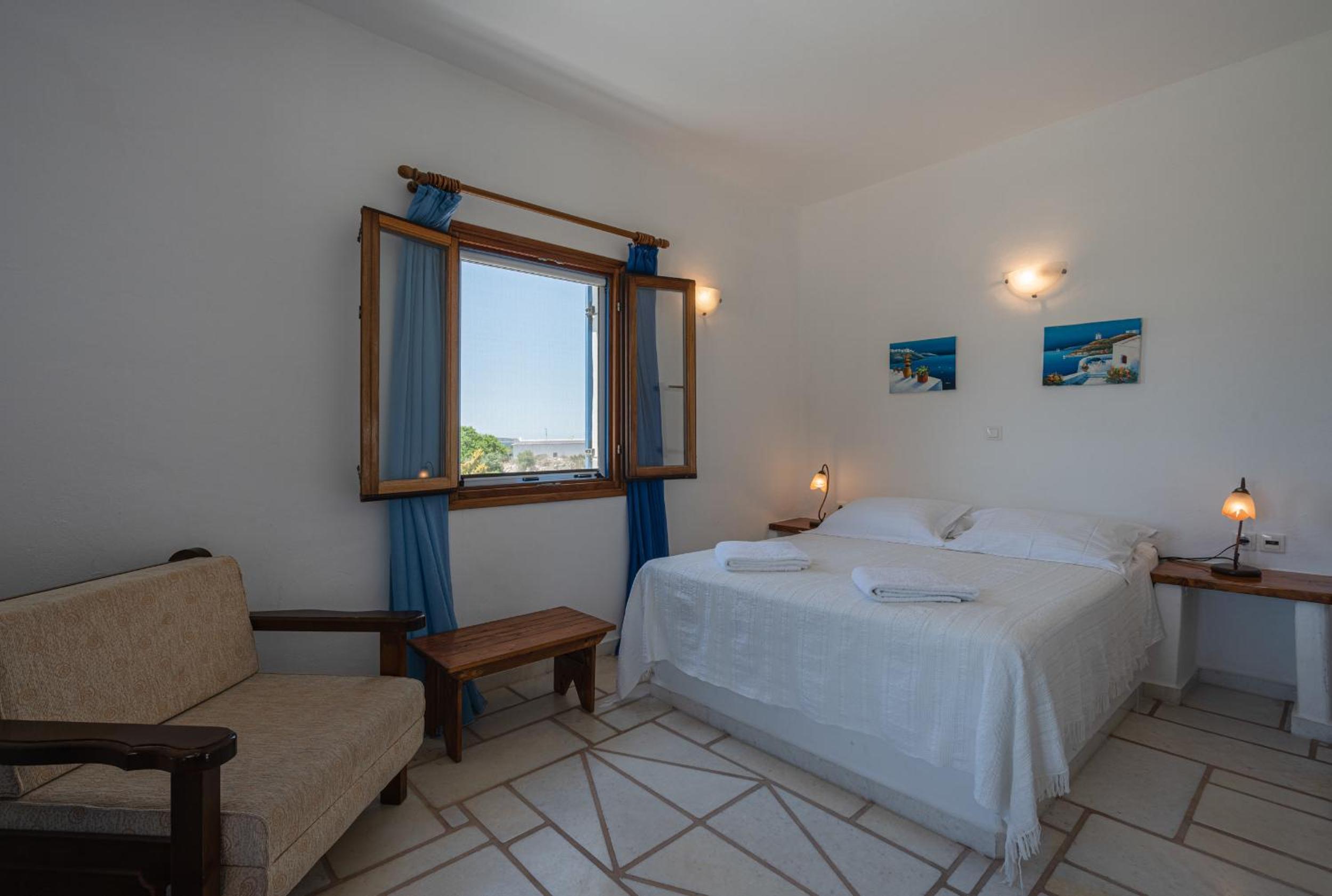 Superior One-Bedroom Apartment with Balcony