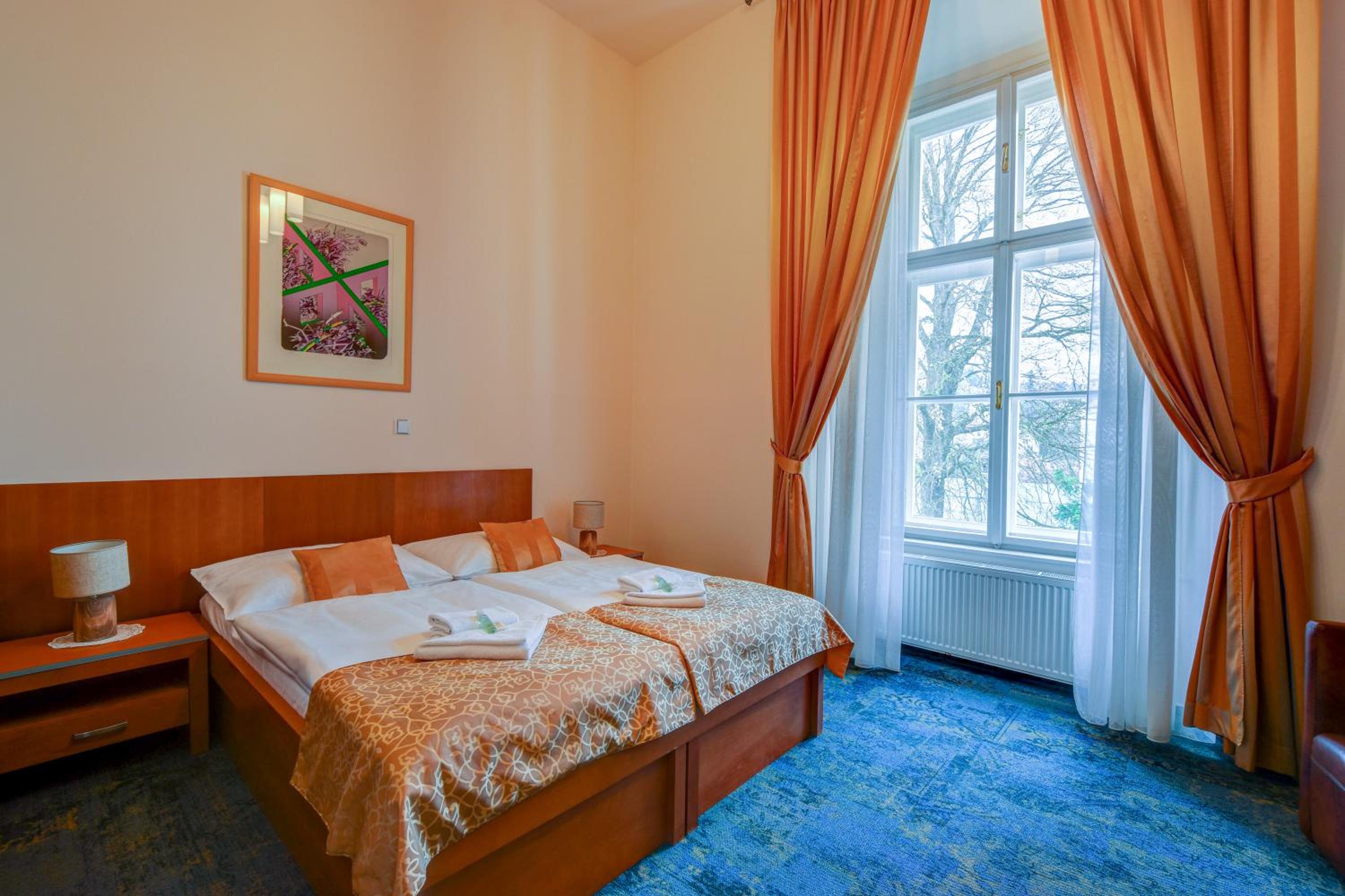 Family Two-Bedroom Apartment with View photo 1