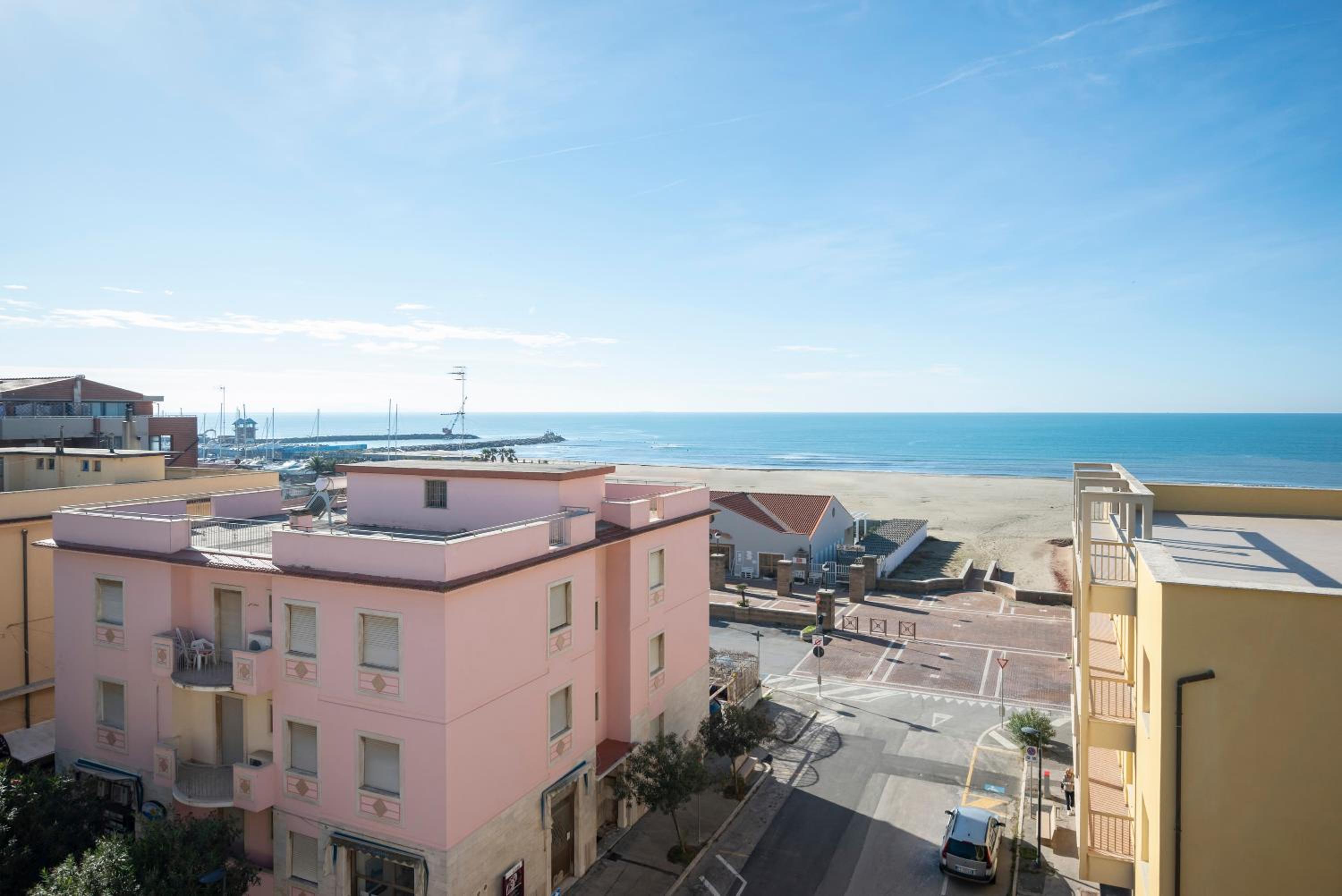 Superior Suite with Sea View - Photo 6