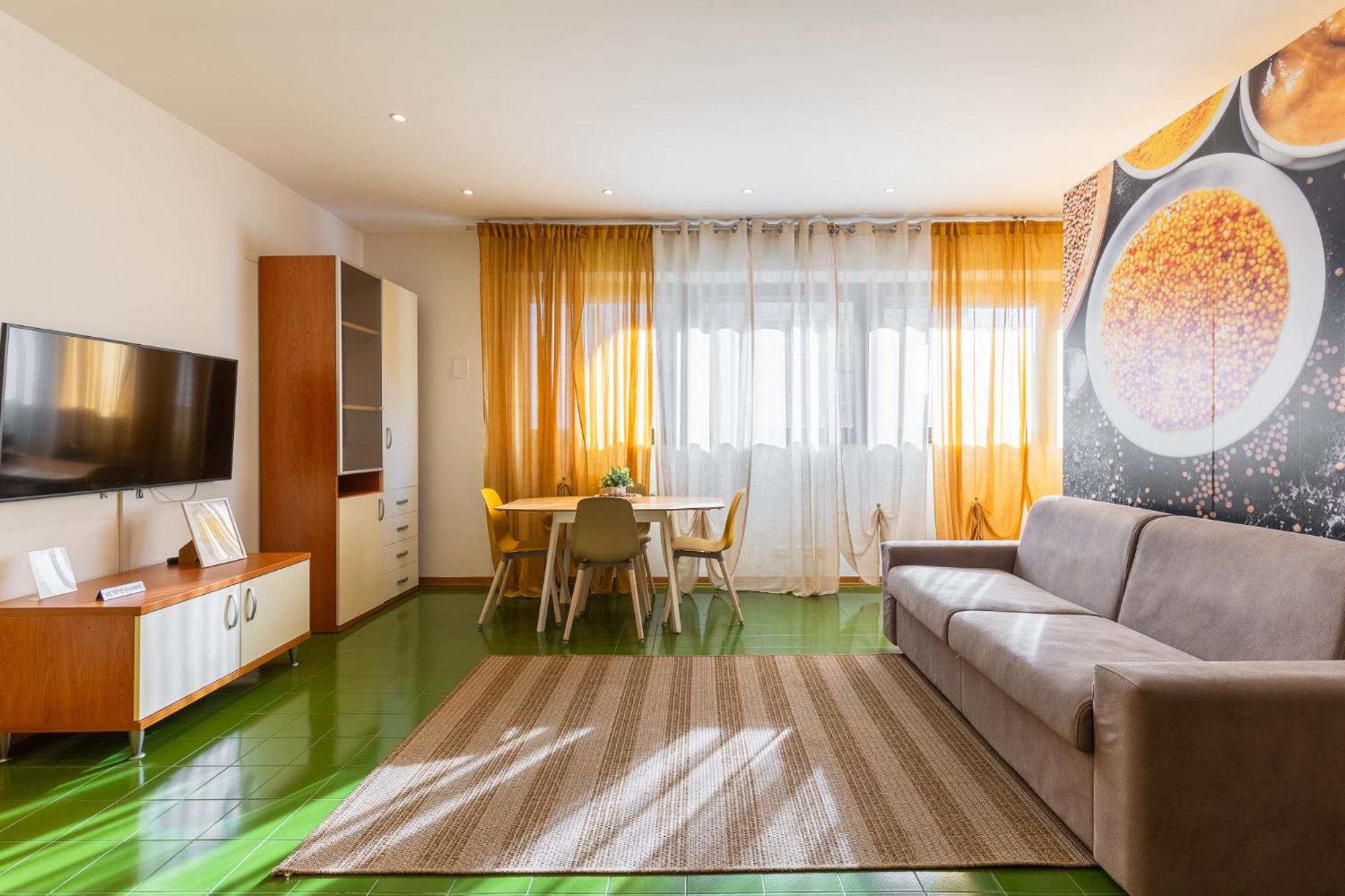 One-Bedroom Apartment