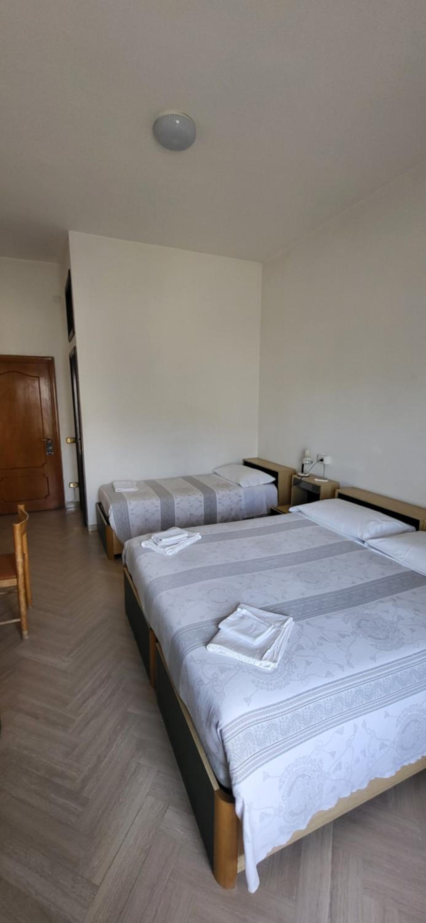 Triple Room with Private Bathroom photo 1