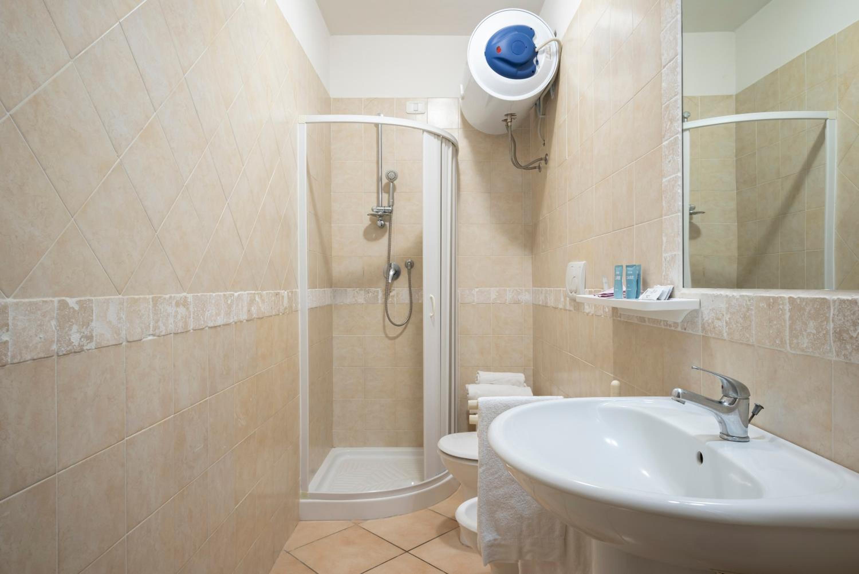 Two-Bedroom Apartment, photo 7