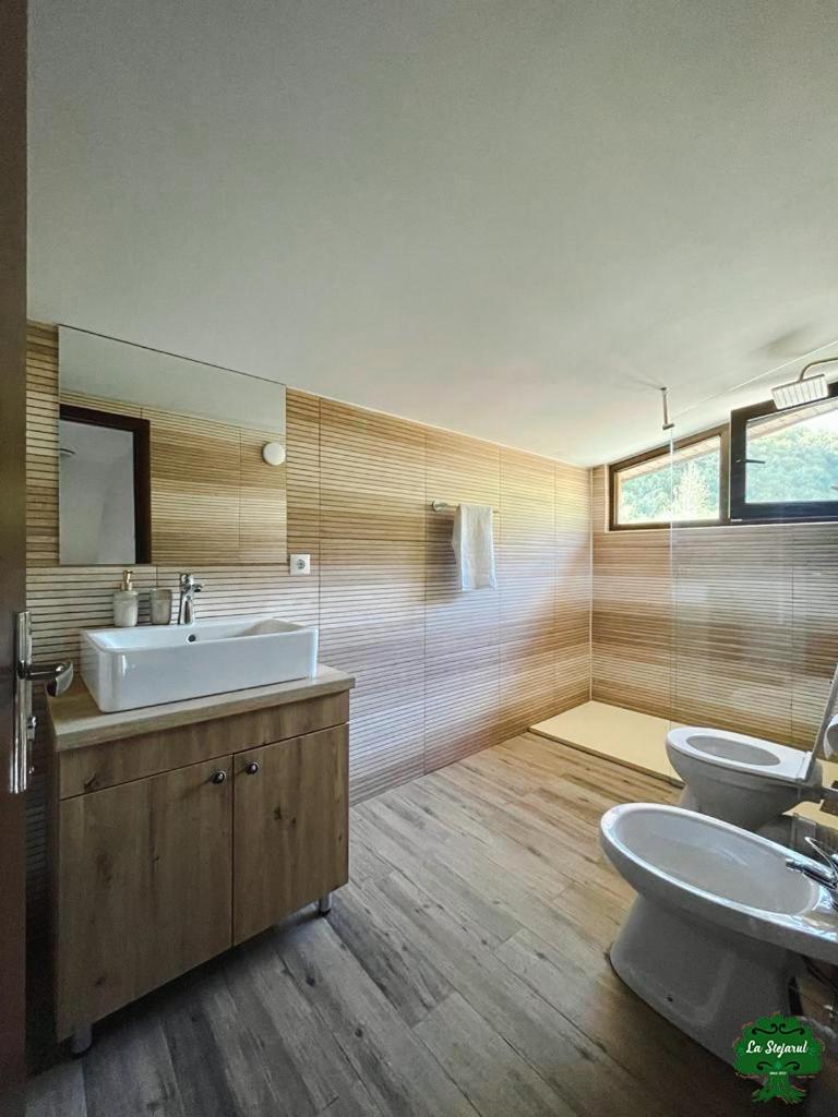Villa photo 3