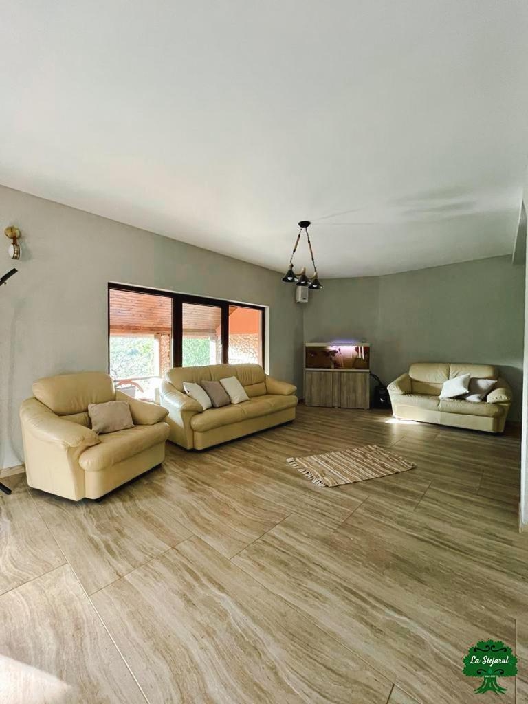 Villa photo 1