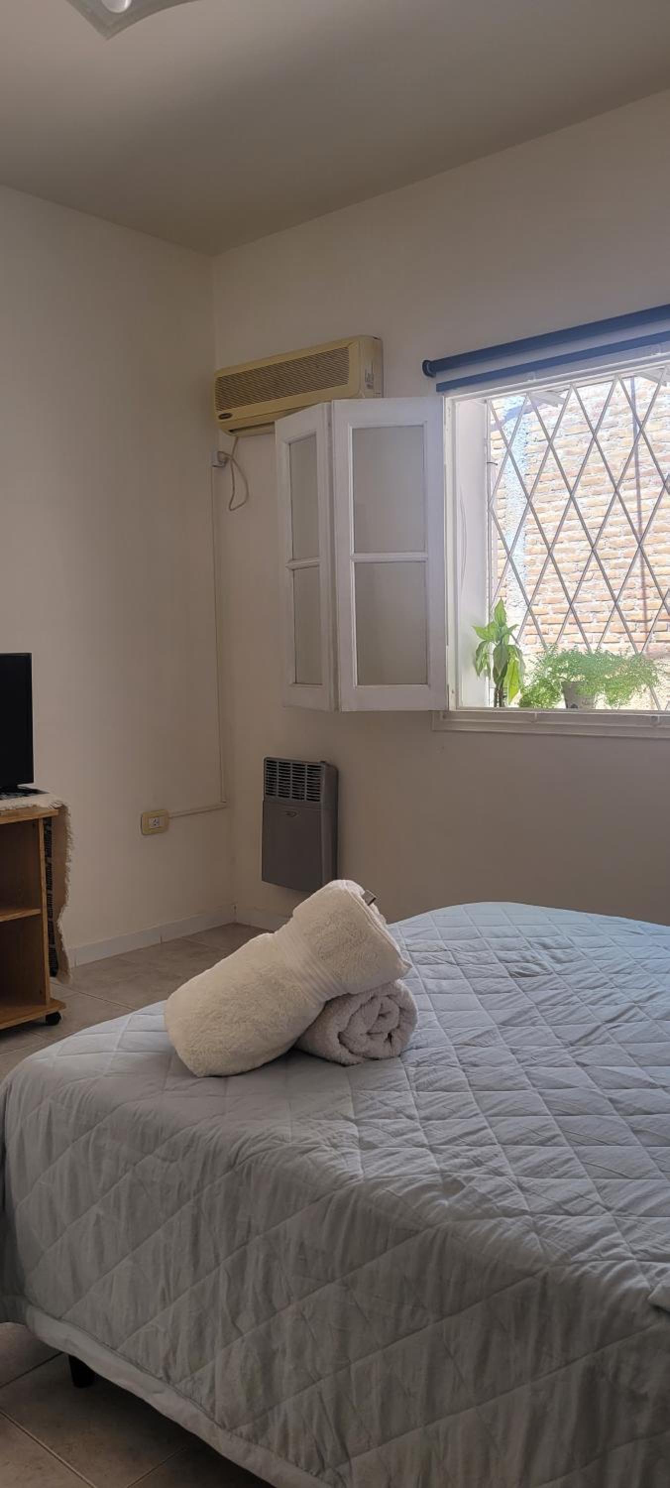 One-Bedroom House photo 3
