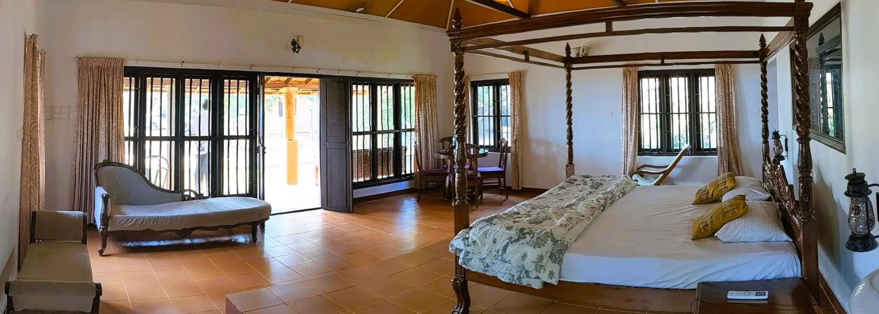 Large Cottage with Sea View photo 2