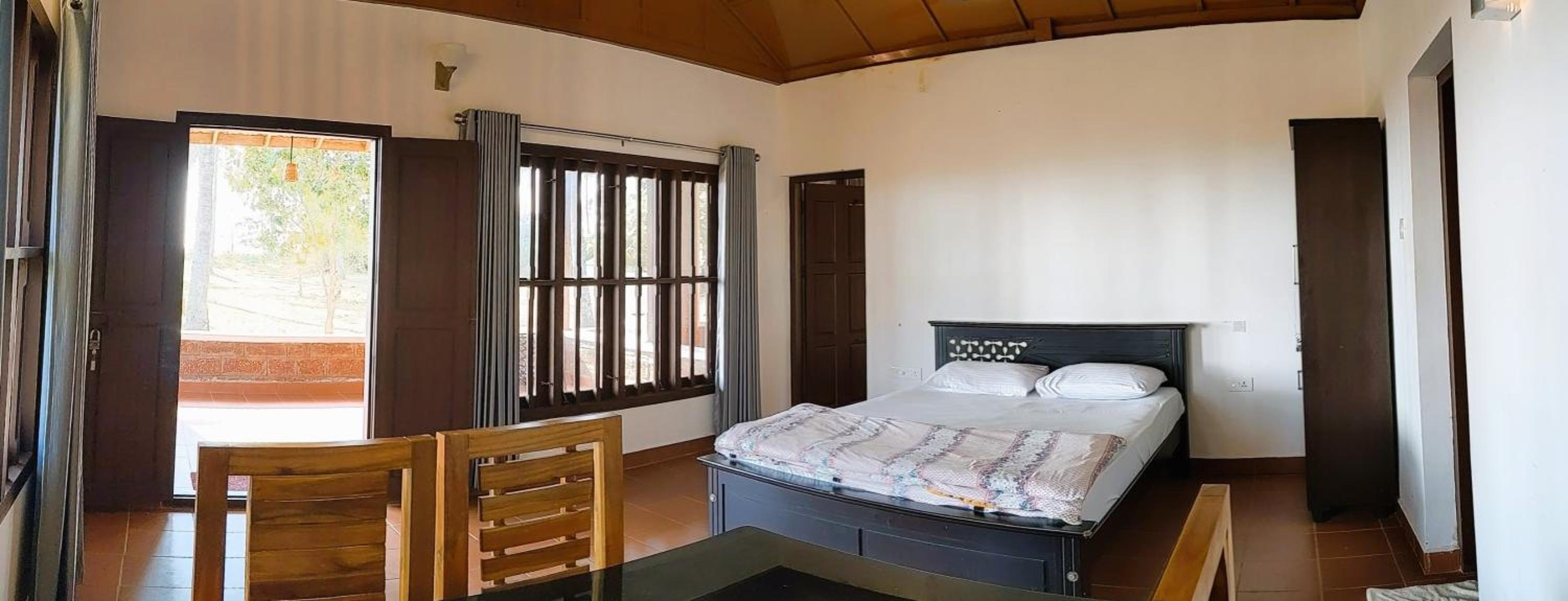 Twin Room with Sea View