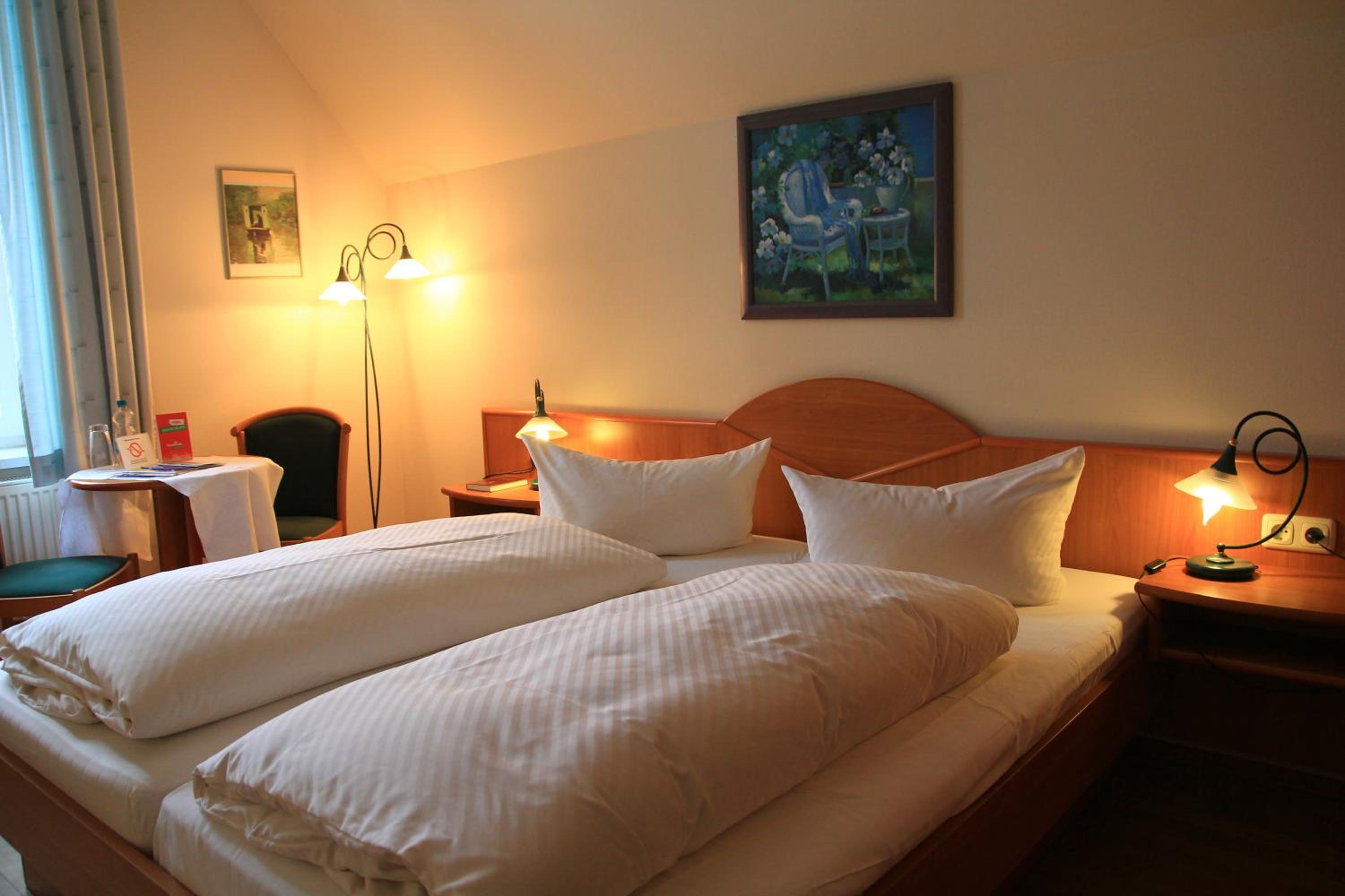 Small Double Room photo 1