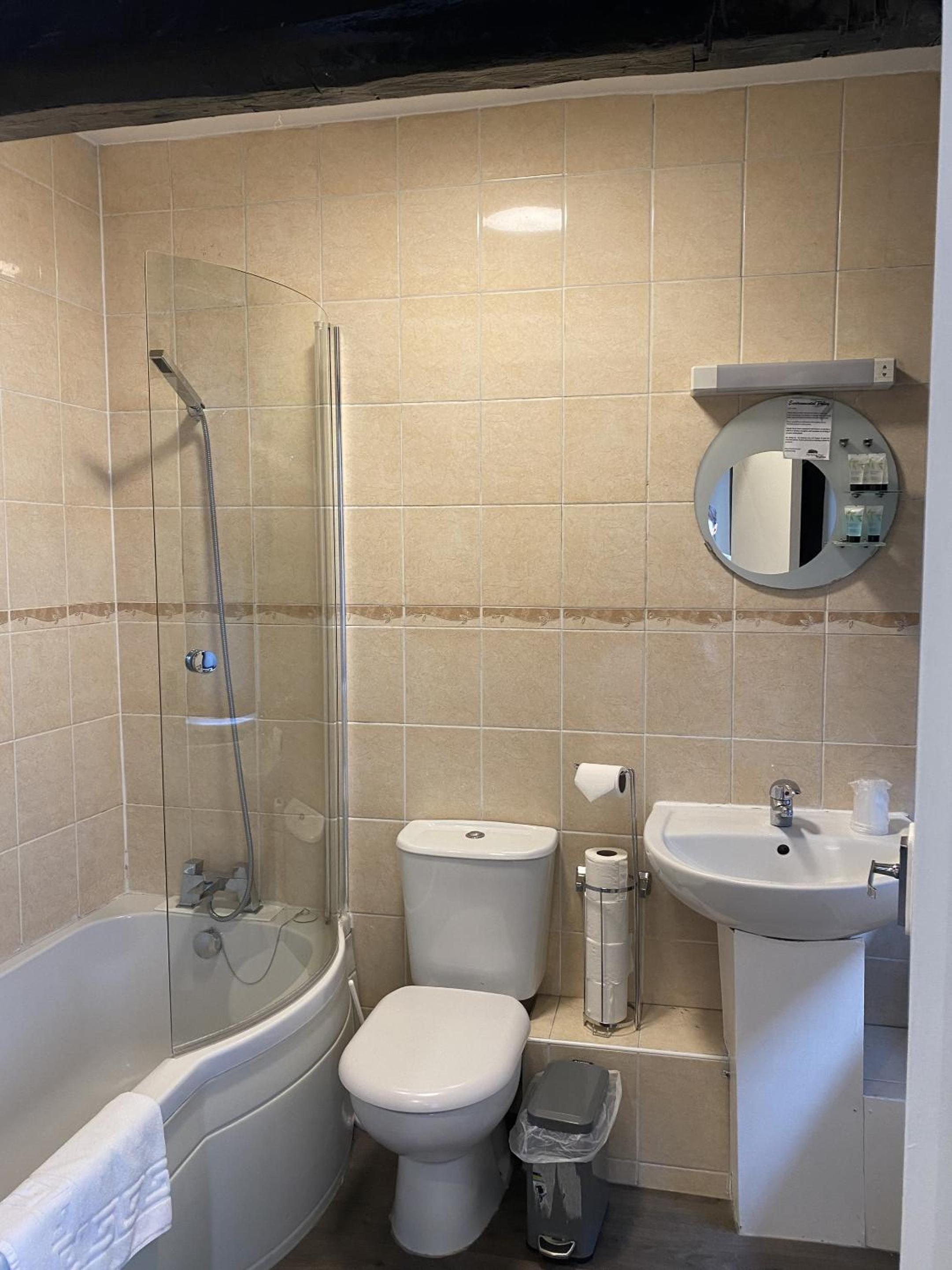 Quadruple Room - Photo 2