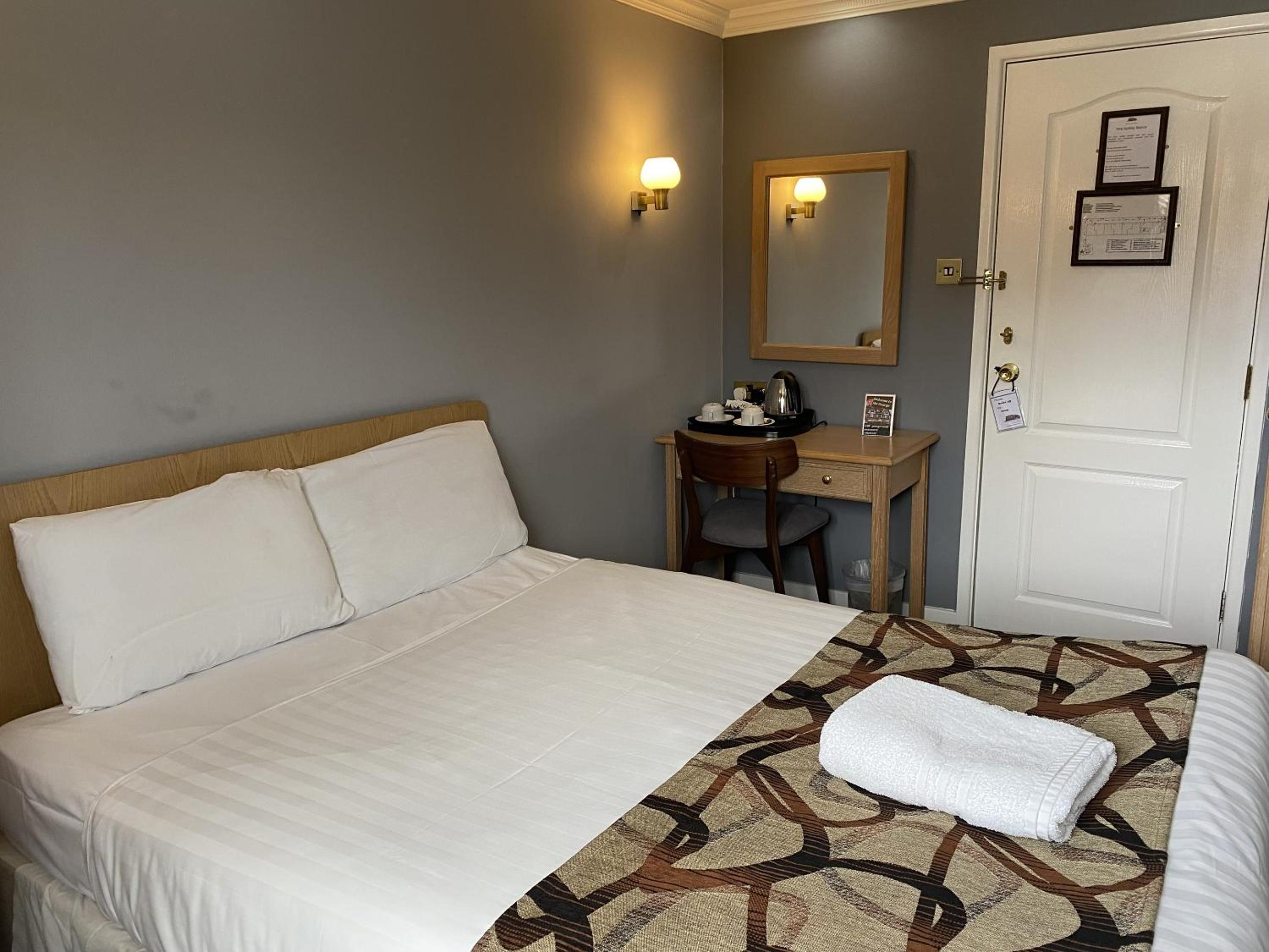 Economy Double Room - Photo 1