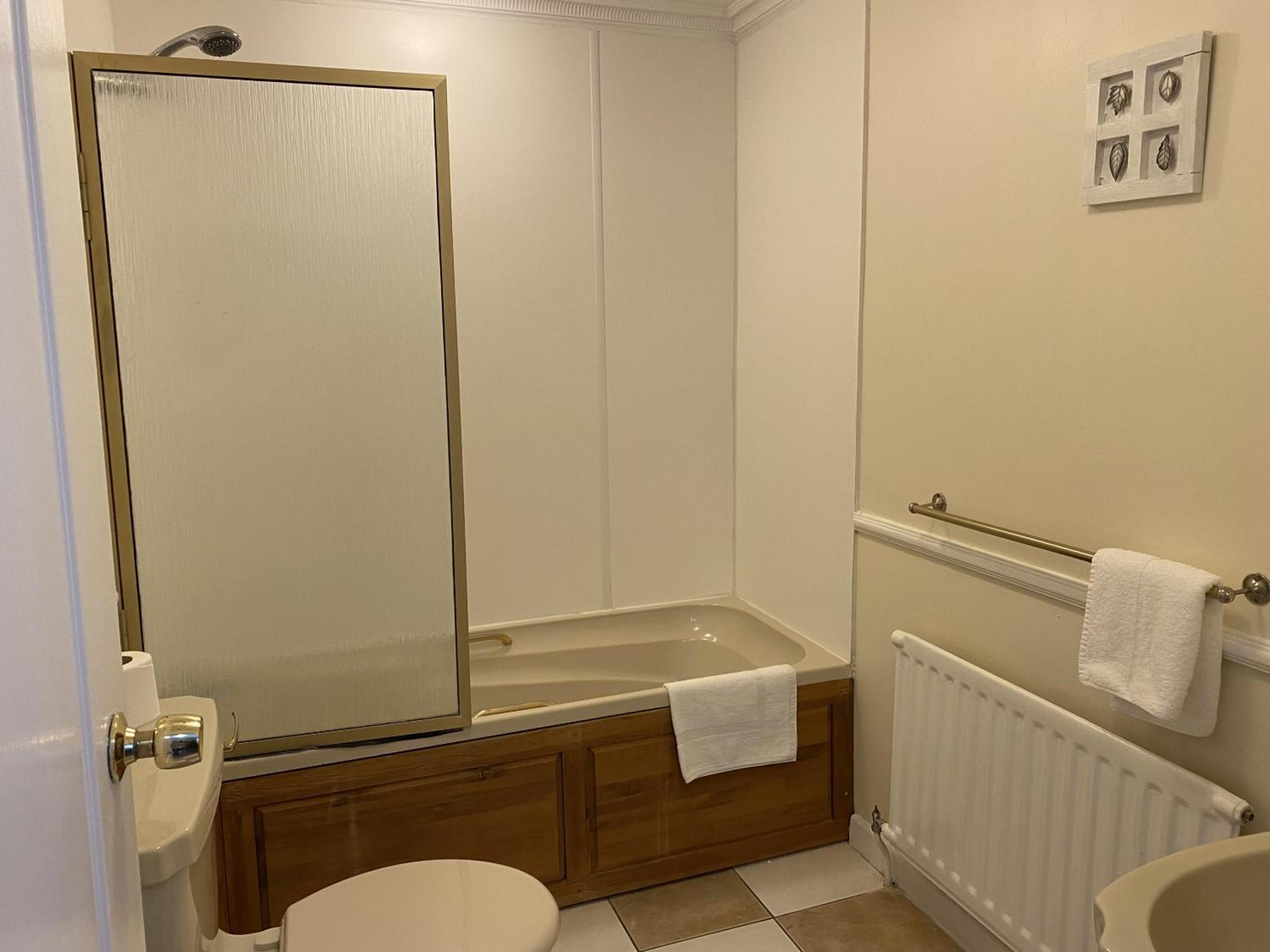 Economy Double Room - Photo 5