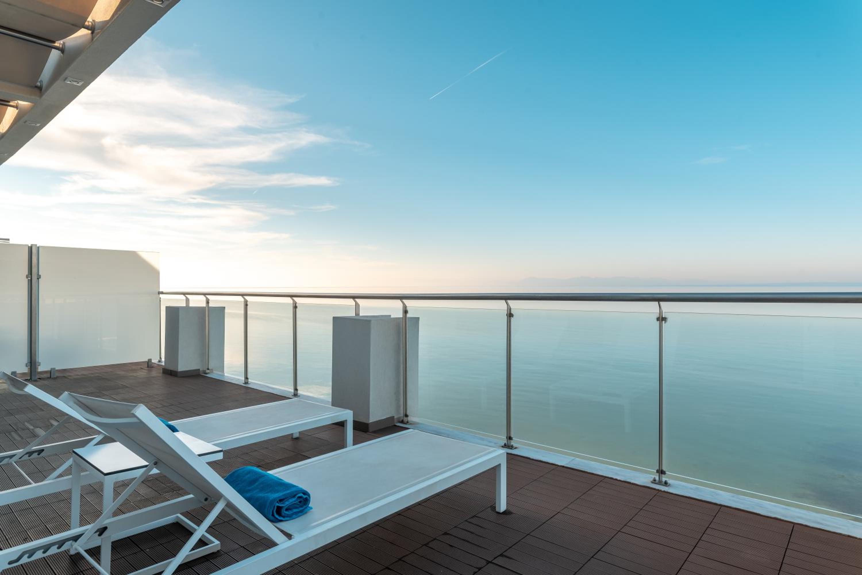 Aeolus Coco-Mat Suite with Panoramic Sea View - Photo 3