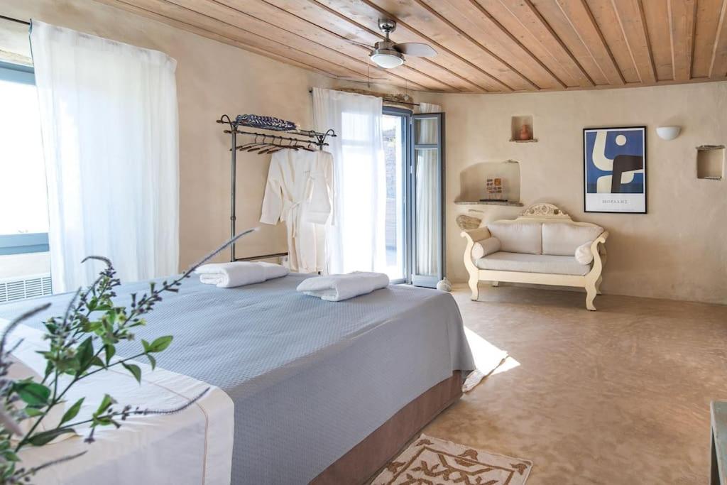 Villa photo 1