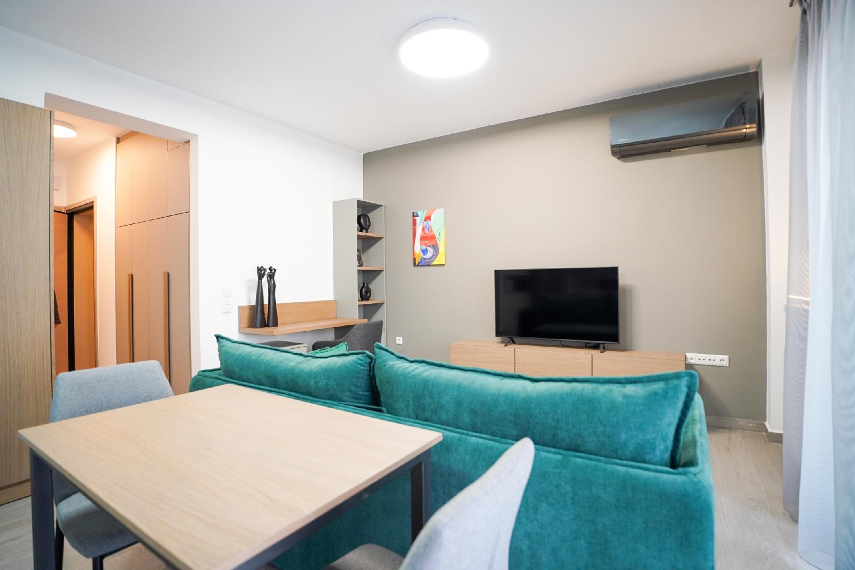 One-Bedroom Apartment